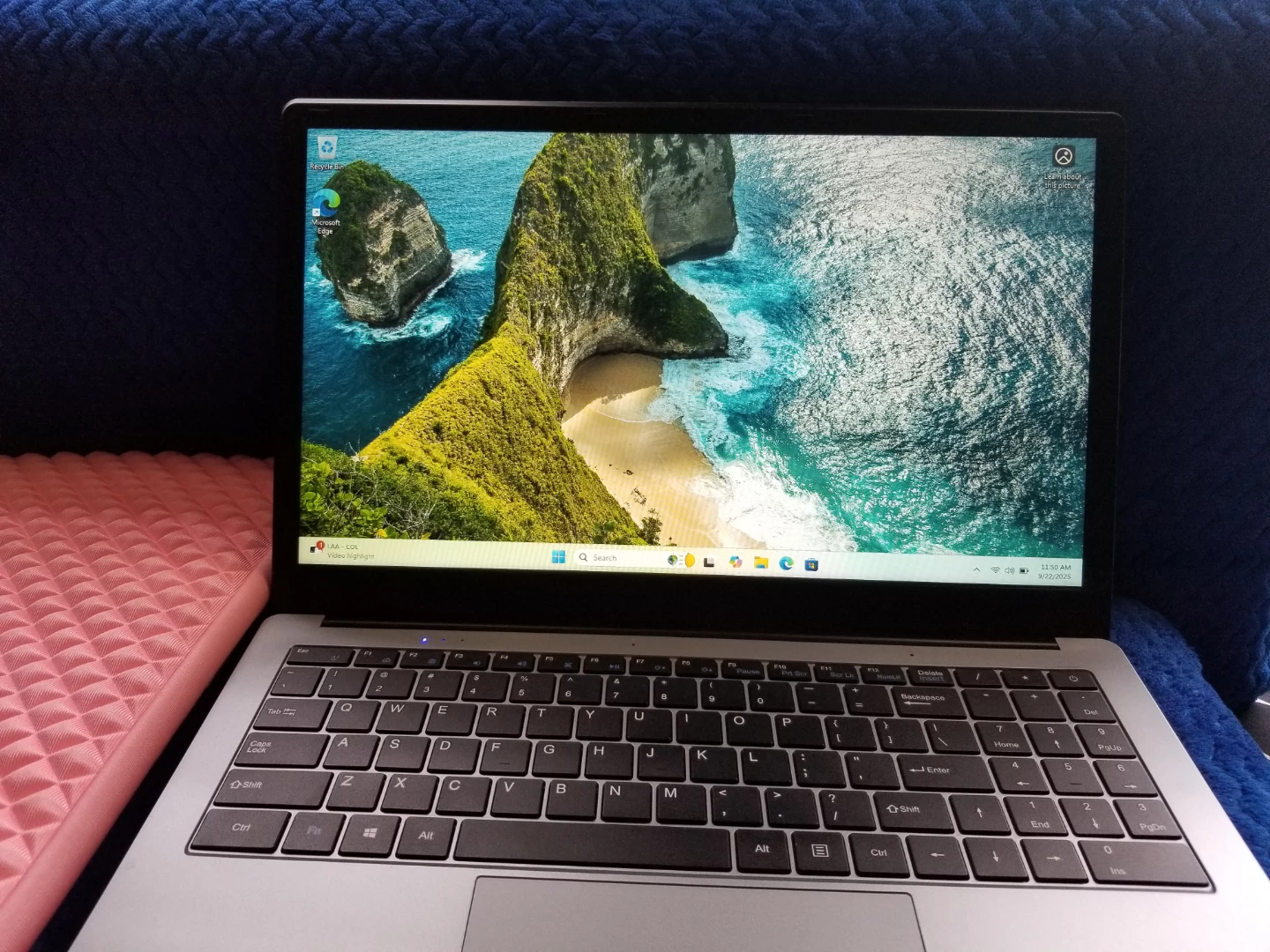 15.6" LAPTOP - photo 2