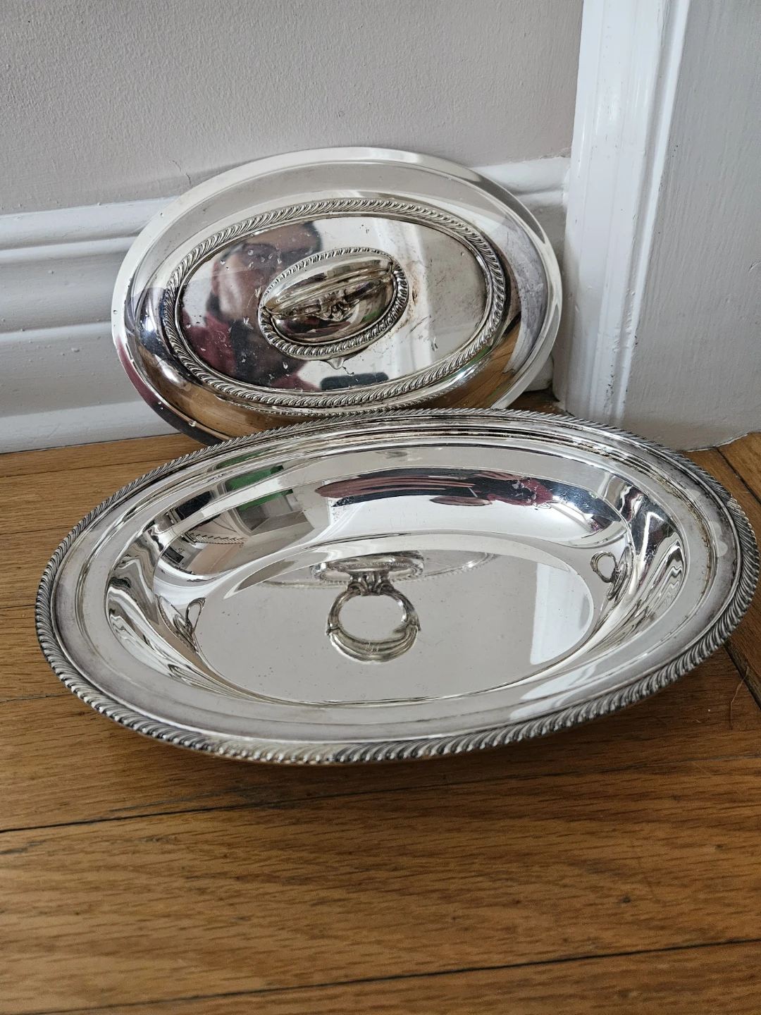 WM A Rogers Silver Plated Covered Serving Dish - photo 2