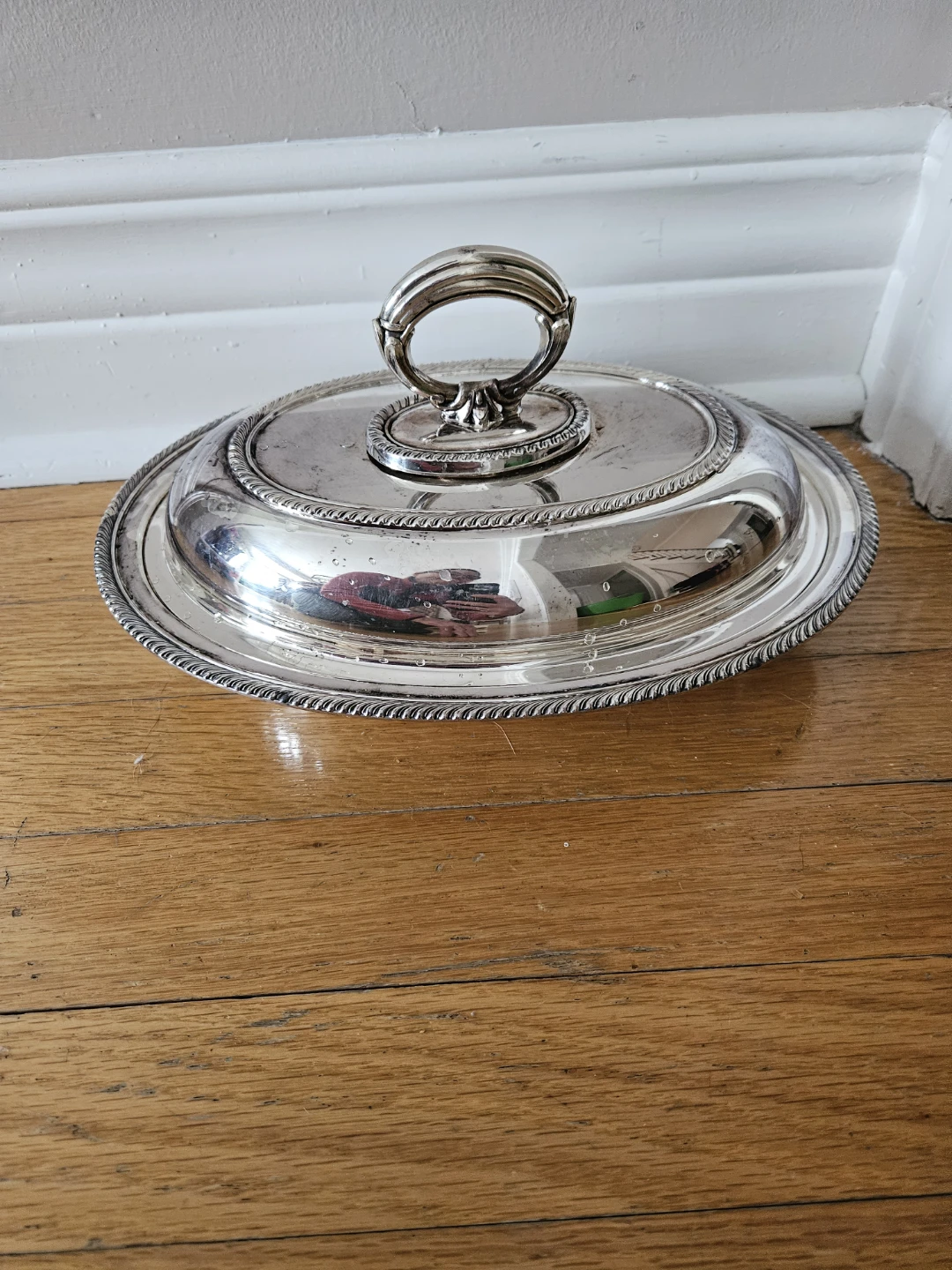 WM A Rogers Silver Plated Covered Serving Dish - photo 3