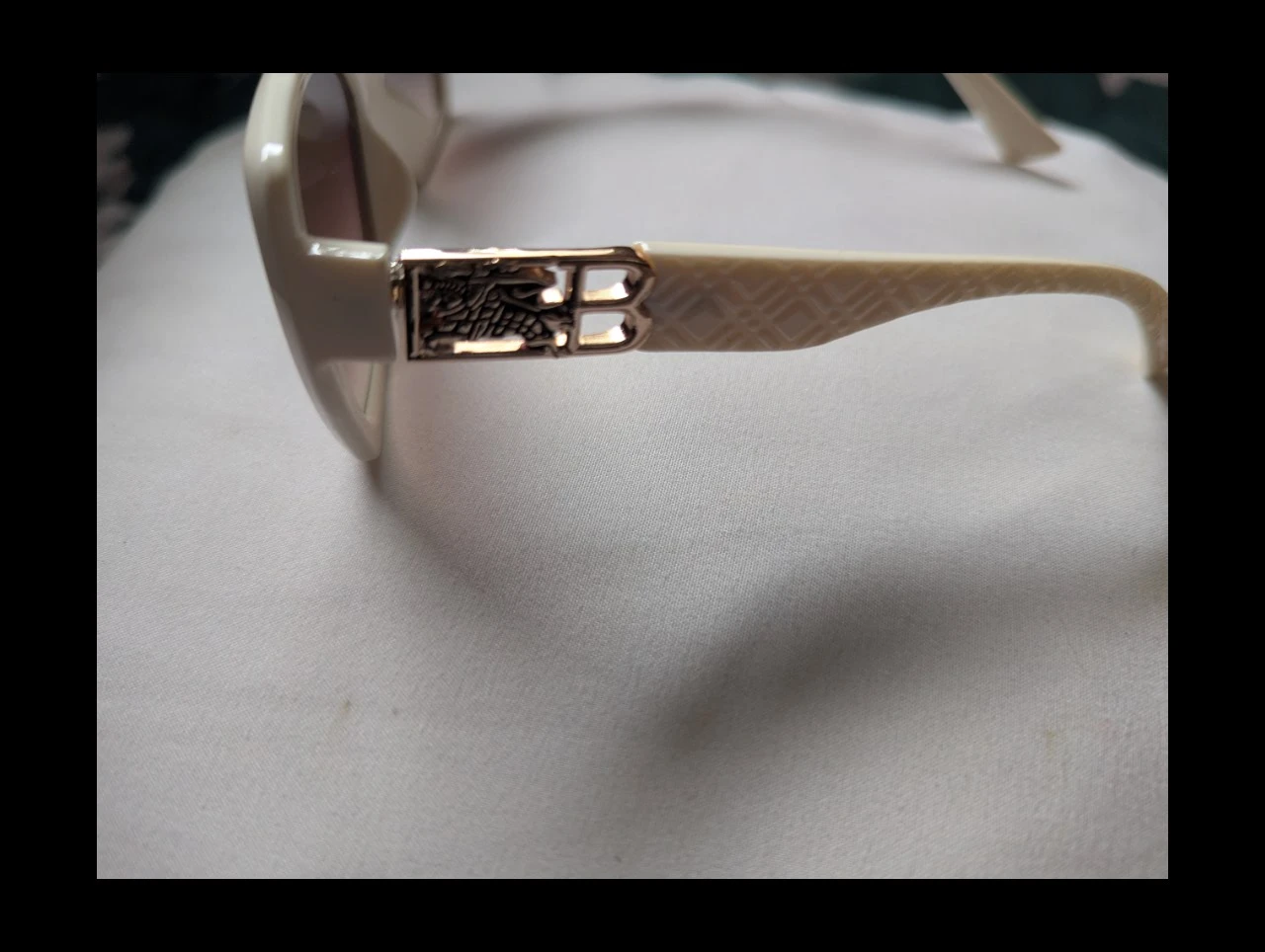 Burberry Women's Sunglasses - photo 2