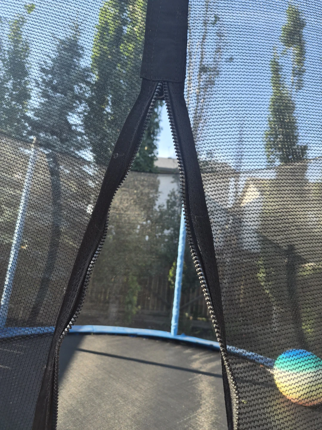 Trampoline with Safety Enclosure Net - photo 2
