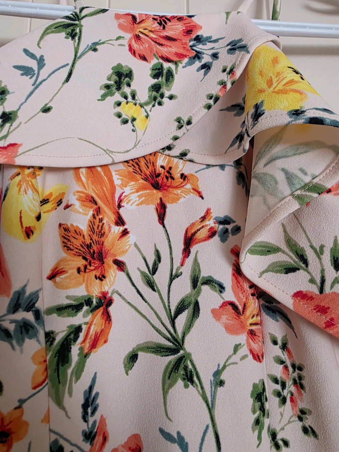 Guess Floral Cold Shoulder Dress Size 2 - photo 4