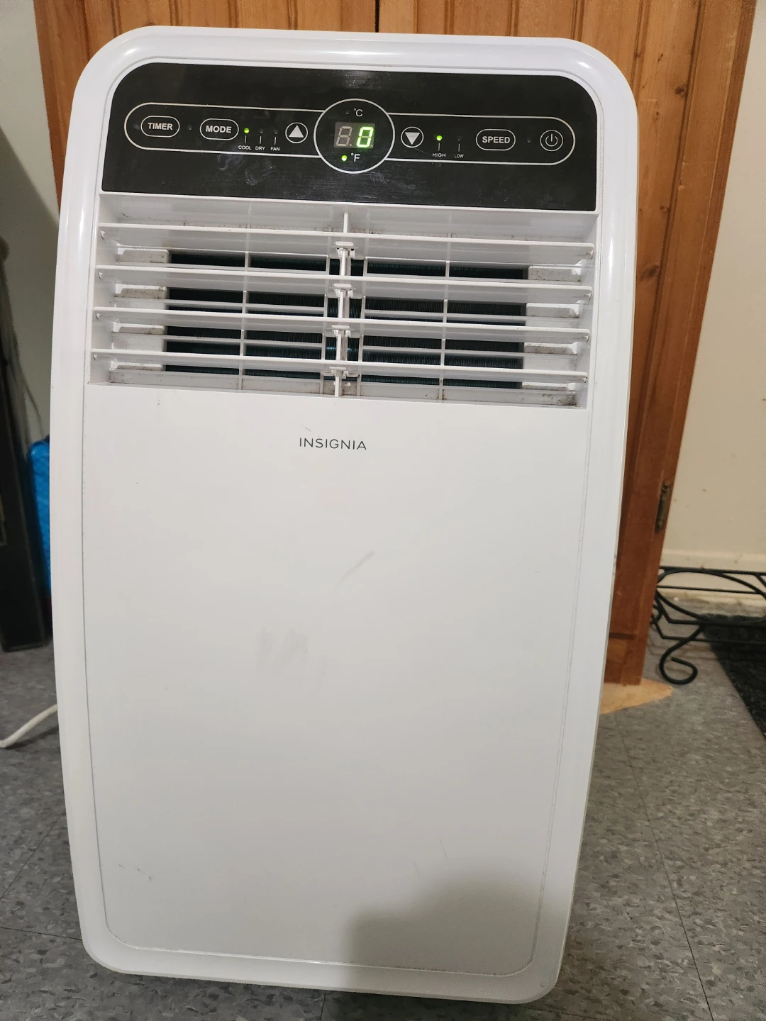 10 000 BTU AIR CONDITIONER, DEHUMIDIFIER, FAN, HOSE