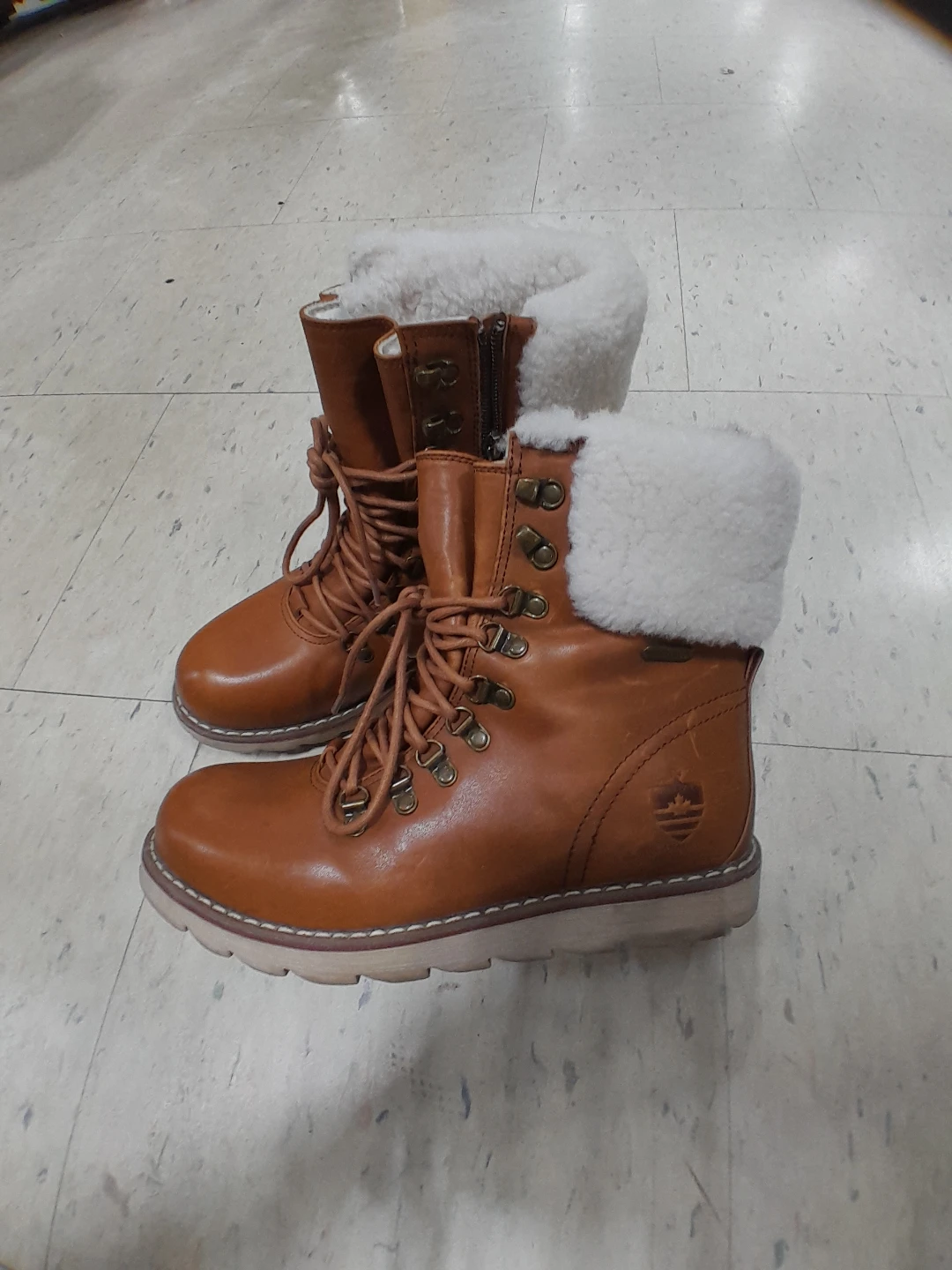 Royal Canadian Women's Brown Leather Winter Boot Size 9 - photo 5