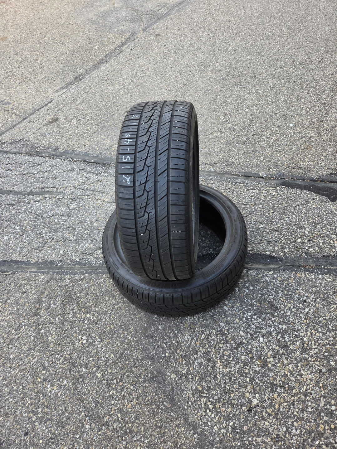 2 tire Sumitomo HTR A/S P03 - 215/45R18
