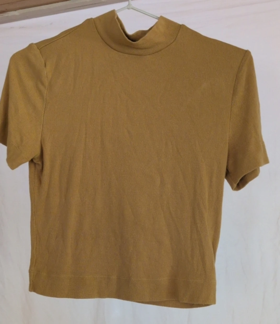 Babaton short sleeve mock turtle neck Small - photo 4