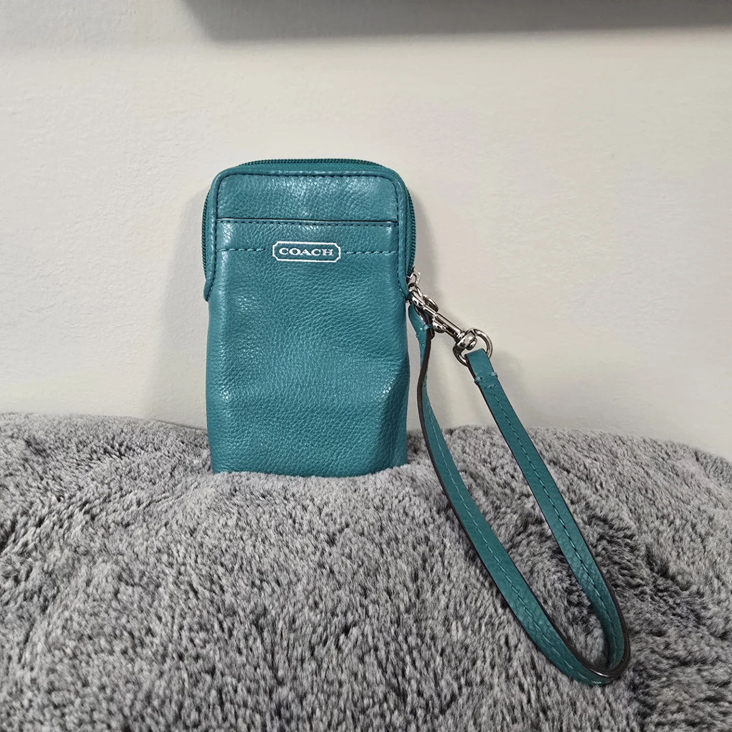 Coach Y2K Pebbled Leather Wristlet - Teal / Jade Blue-Green