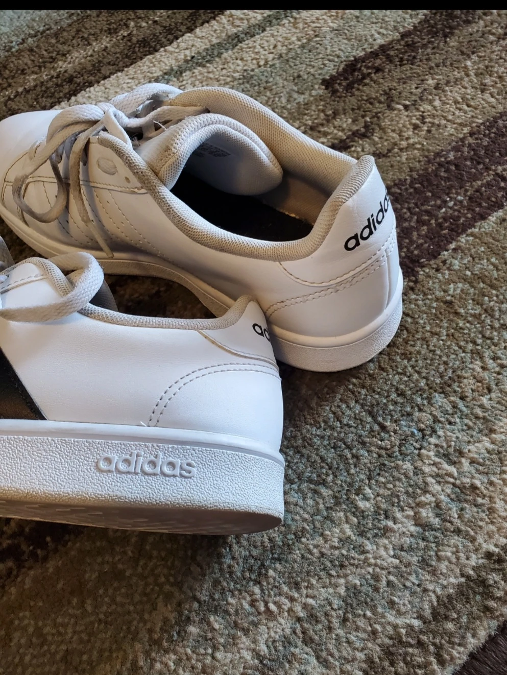 Original Adidas Shoes Size 8 - photo 3