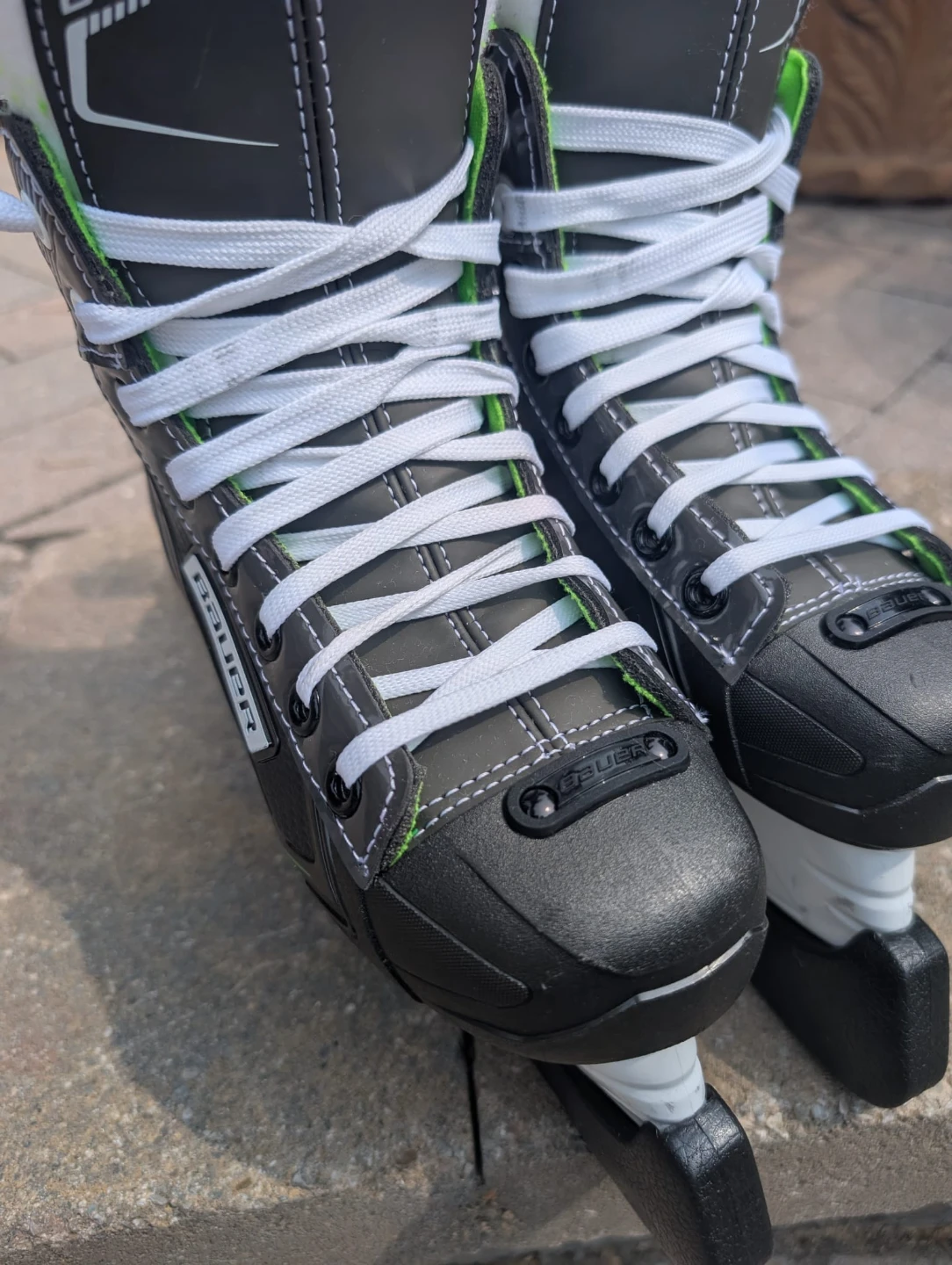 Bauer X-LS Ice Skates Junior 2 to 2.5 size - photo 4
