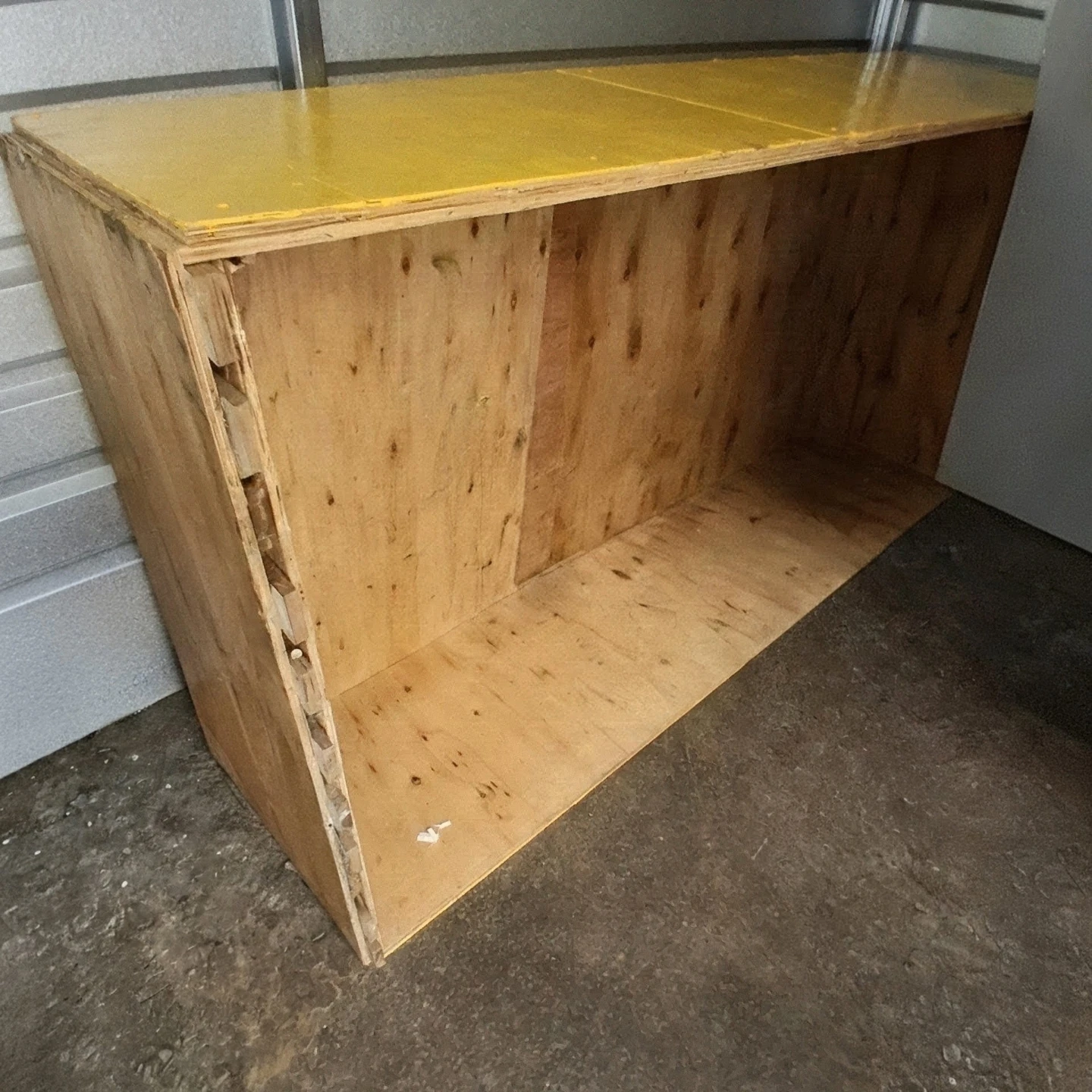 Wooden shell for music studio recording box