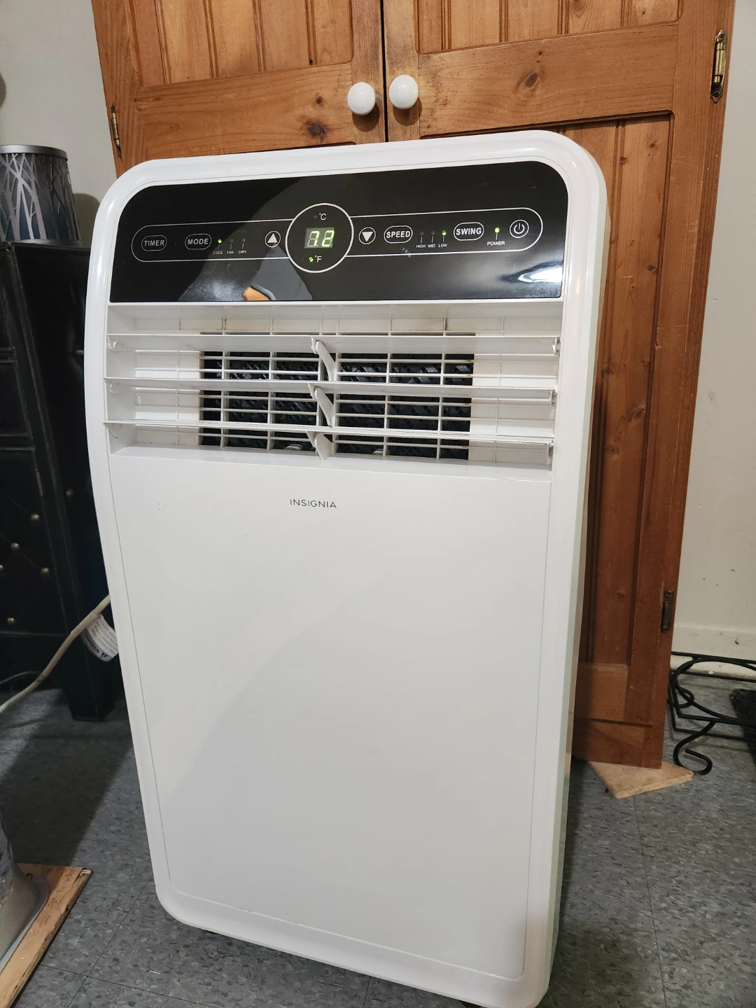 10 000 BTU AIR CONDITIONER, DEHUMIDIFIER, FAN, HOSE - photo 4