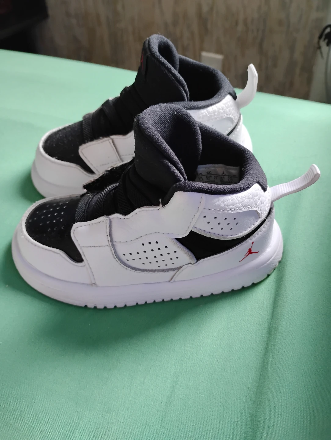 Nike & Jordan Toddler Shoes - photo 3