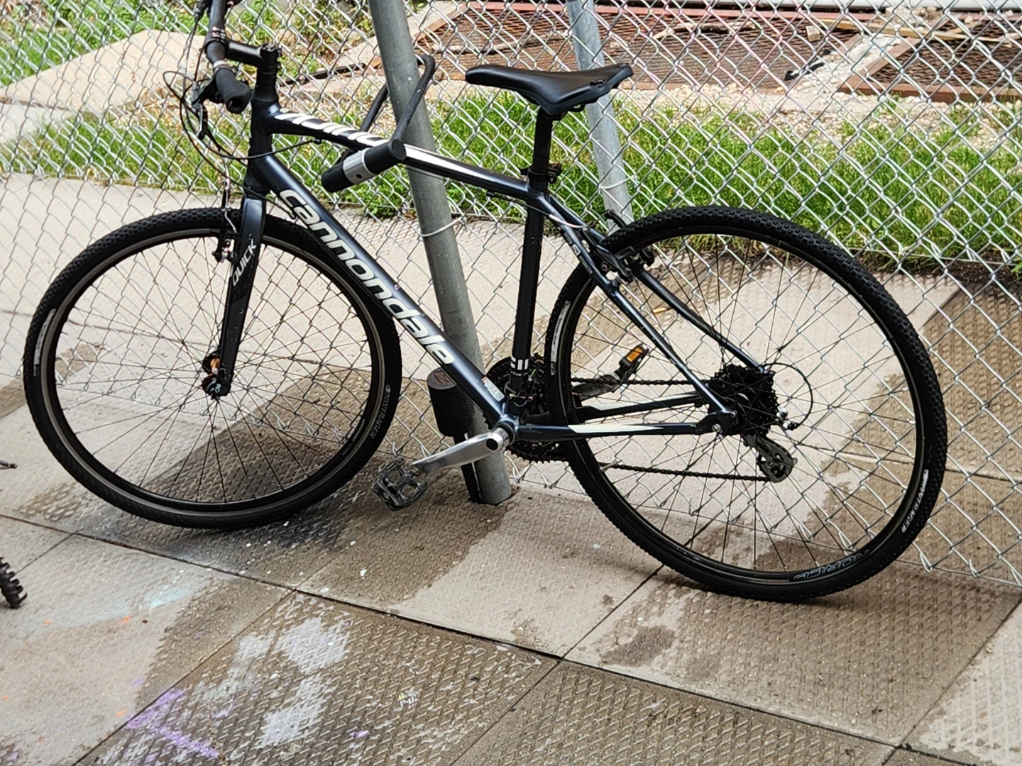 Cannondale quick hybrid