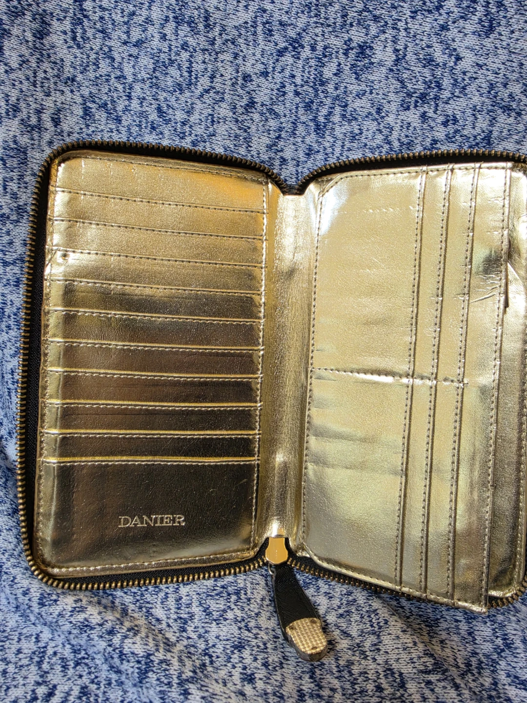 DANIER Black Zip-Around Wallet - photo 3