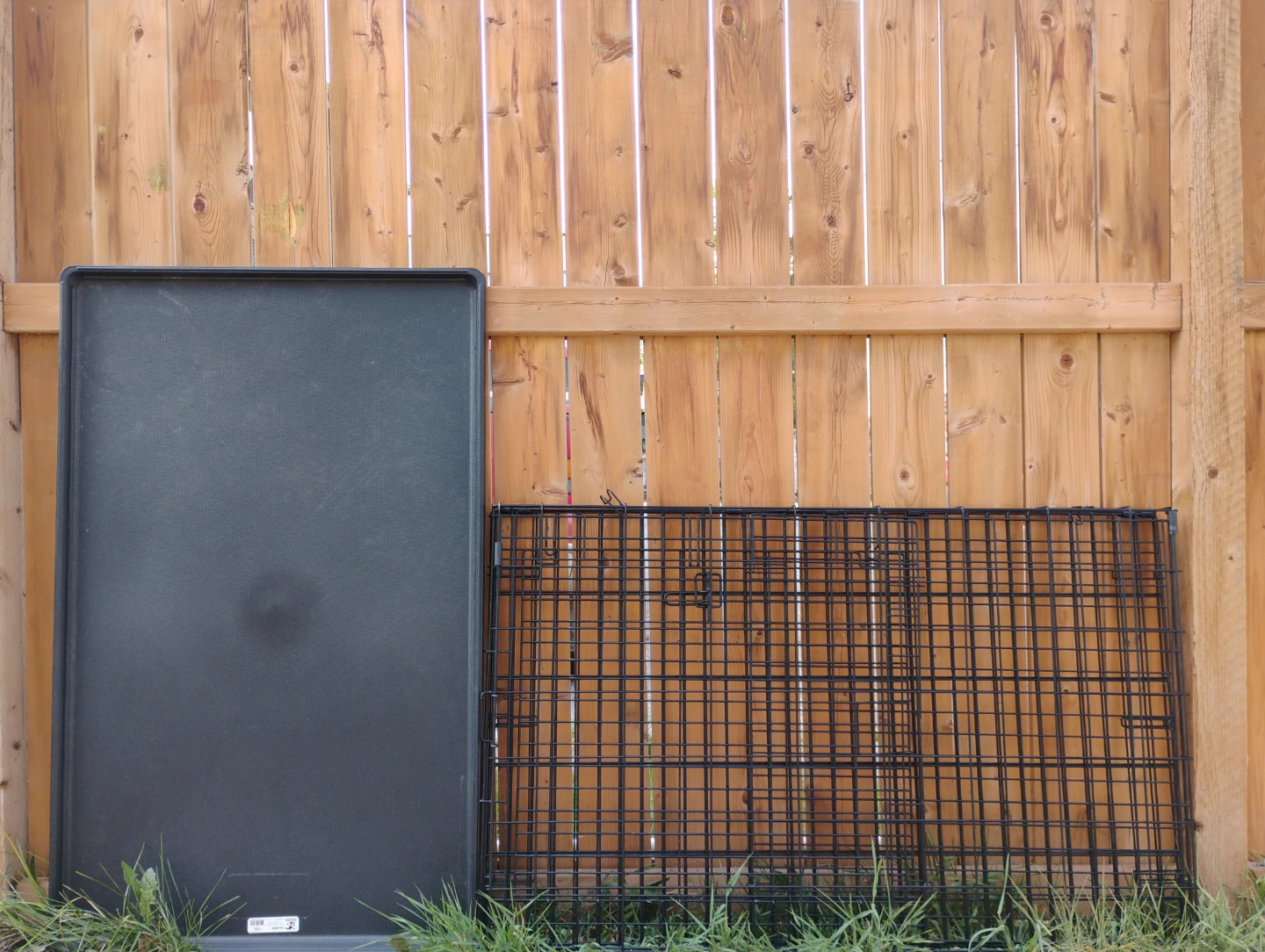 Dog crate