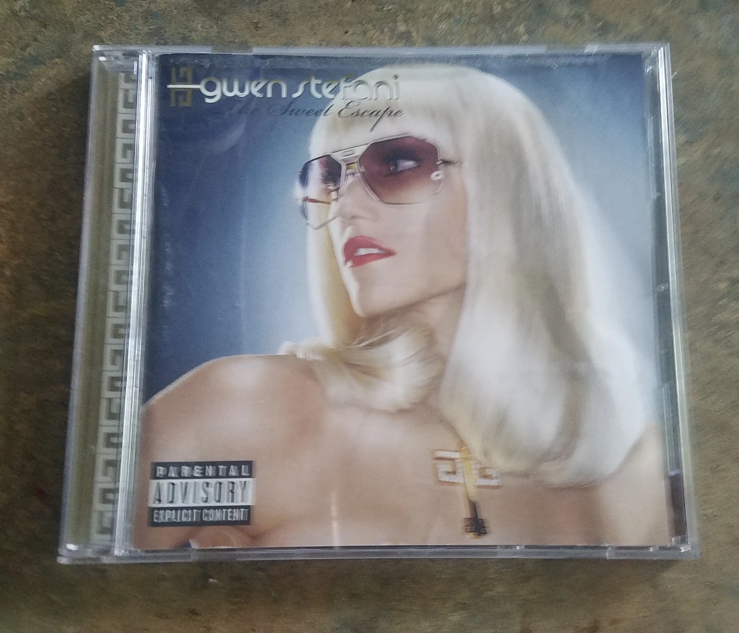Gwen Stefani The Sweet Escape Near Mint / Mint  CD  2006 Pop R&B