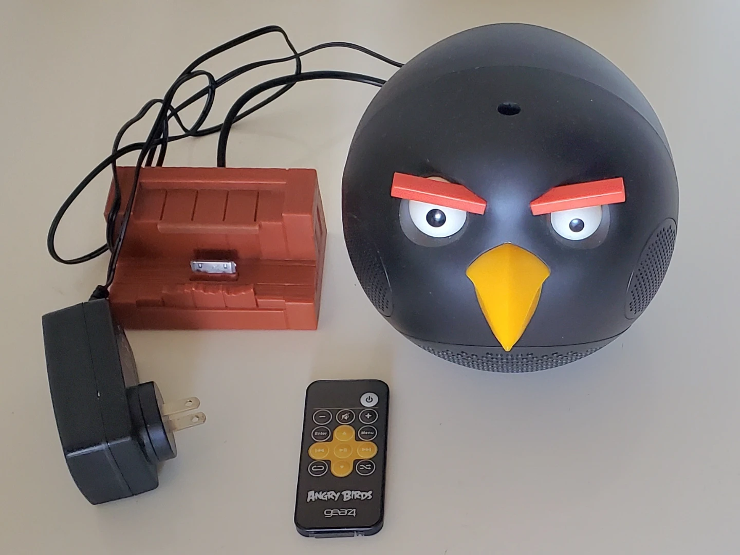 Angry Birds Bomb Speaker Dock with Accessories - photo 5