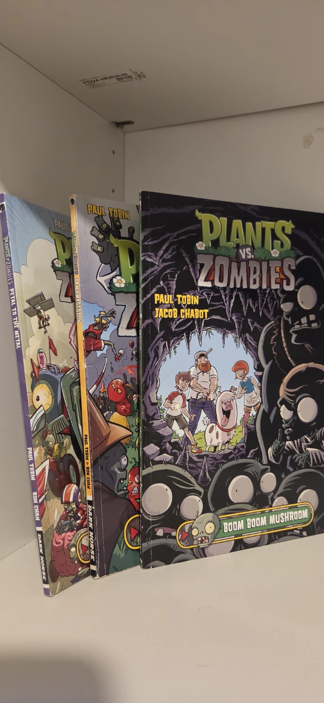 Plants vs. Zombies Graphic Novels (3 Books)