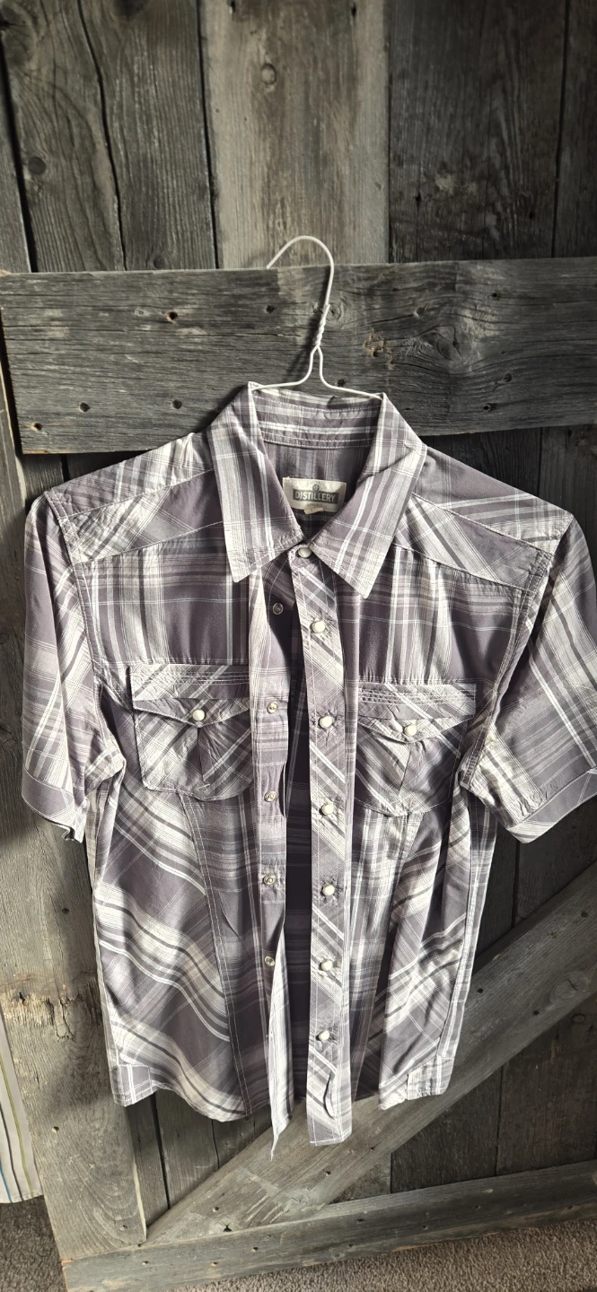 Men's Short Sleeve Shirts