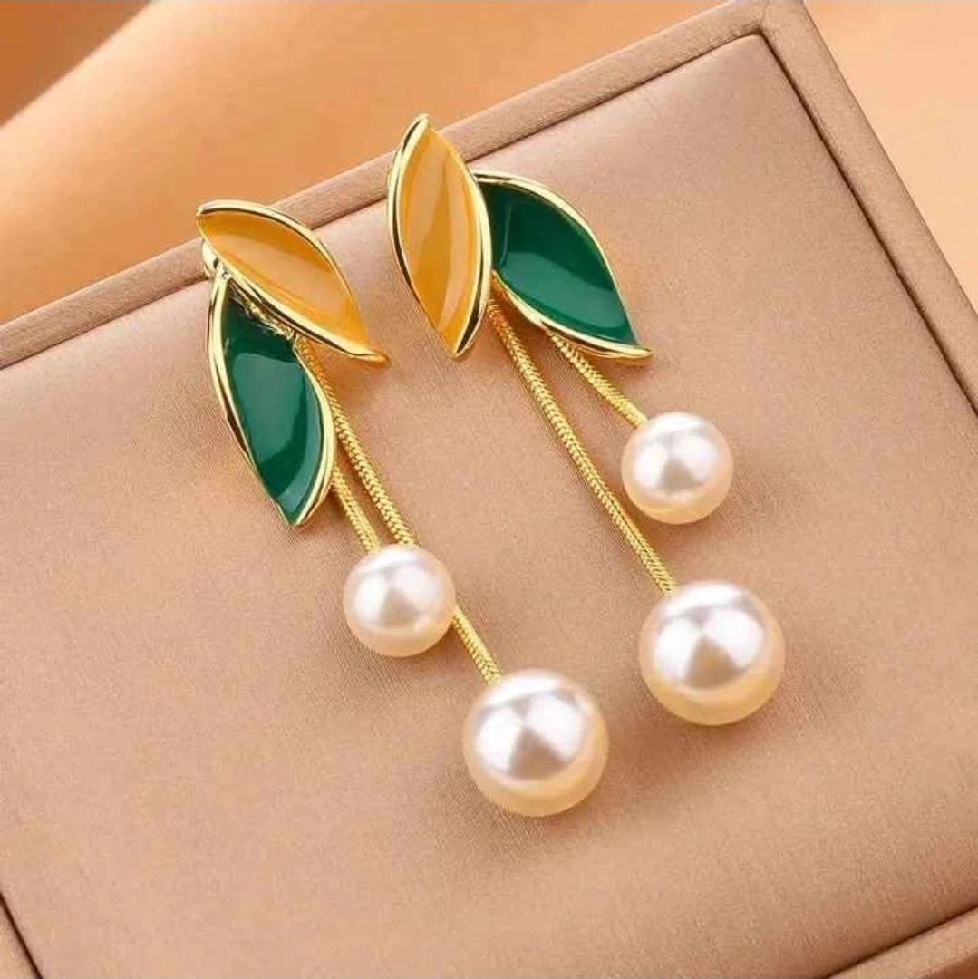 Drop Earrings with Pearls and green and orange Leaves Design