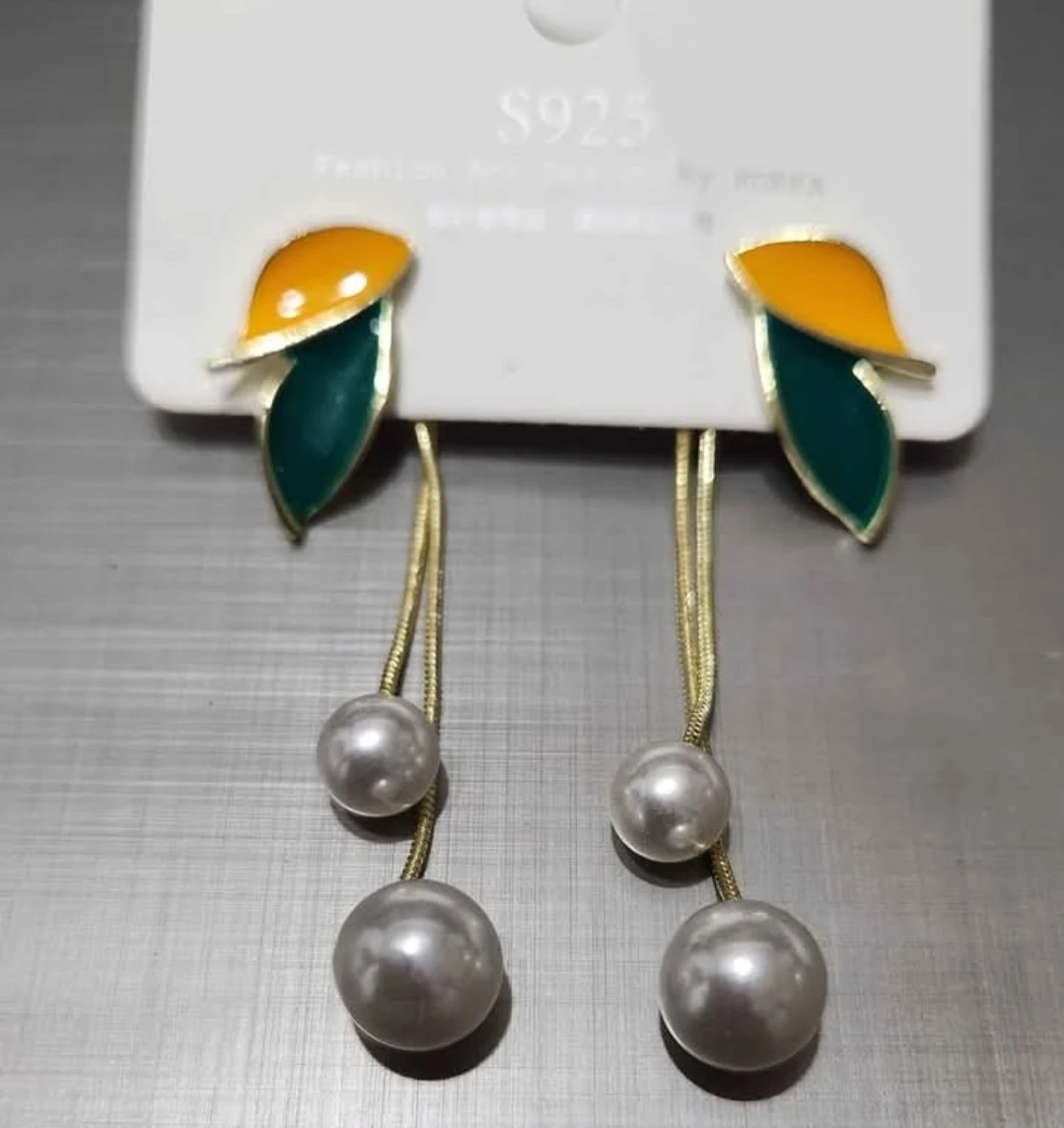 Drop Earrings with Pearls and green and orange Leaves Design - photo 5