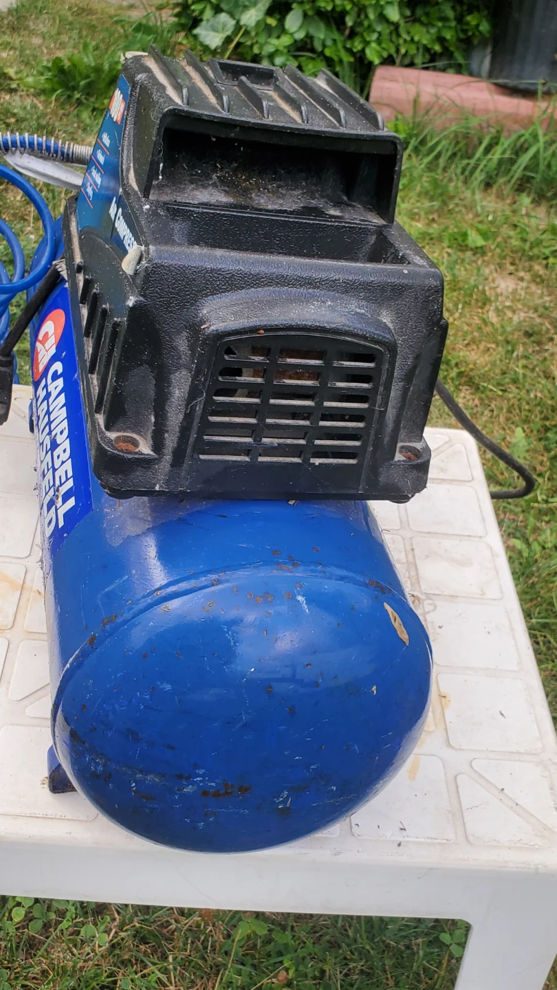 Campbell Hausfeld 100 PSI Air Compressor - photo 3