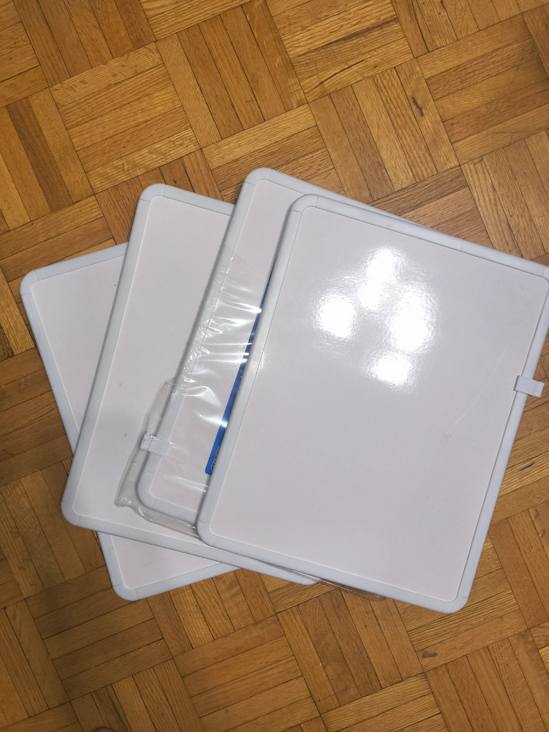 4 Whiteboards