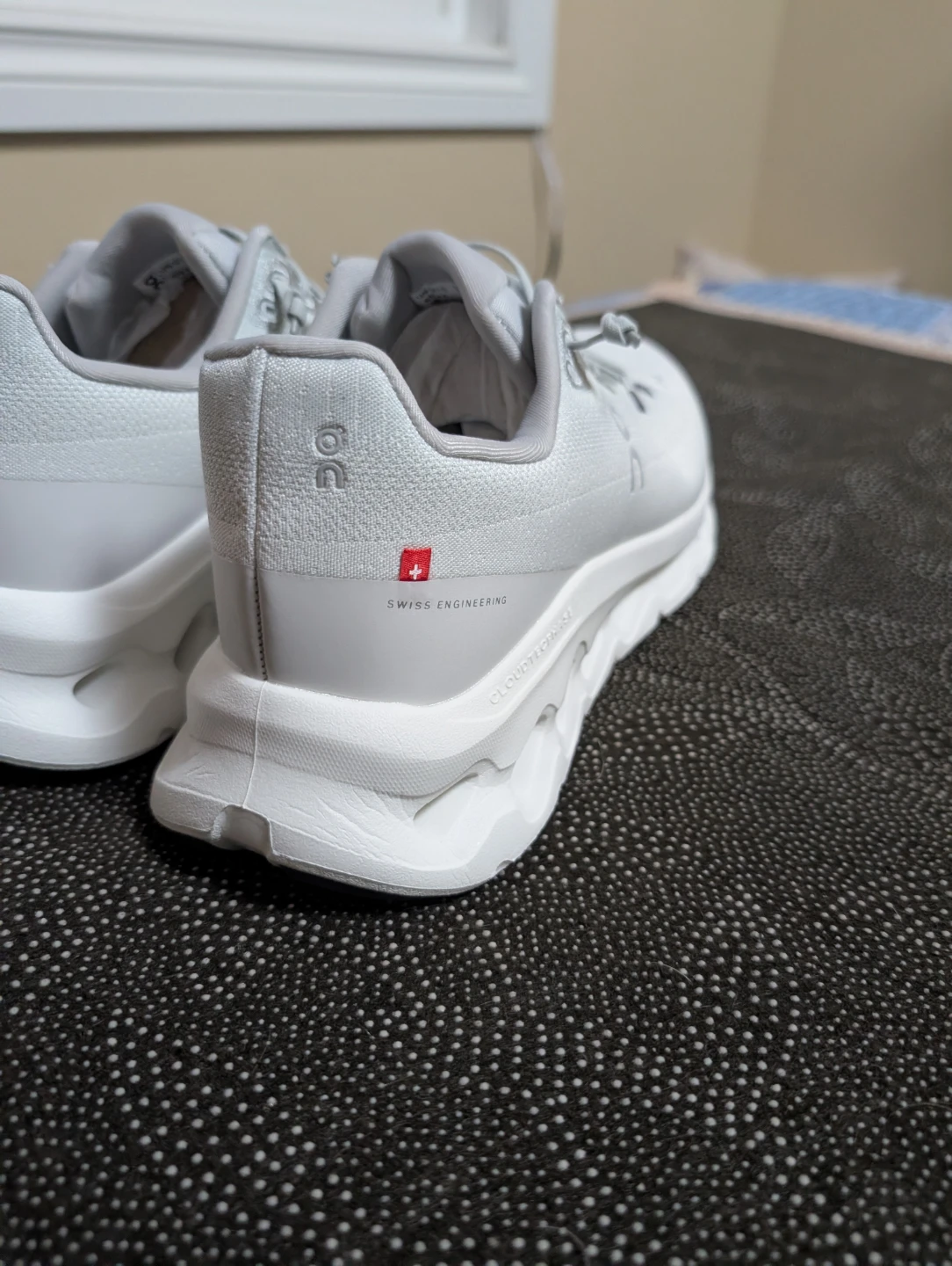 On Cloudnova White Running Shoes - photo 4