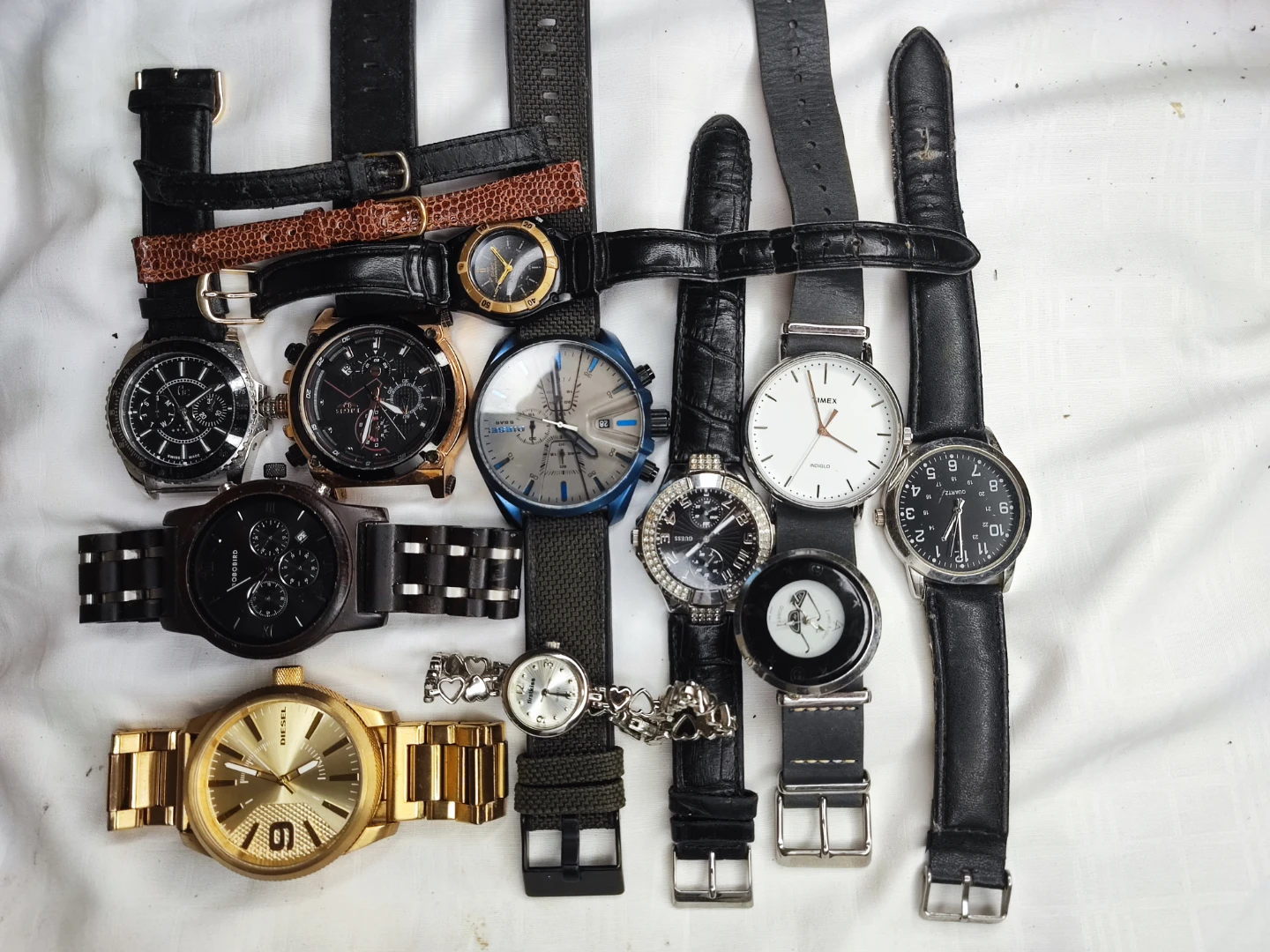 Assorted Men's and Women's Watches Bundle - photo 3