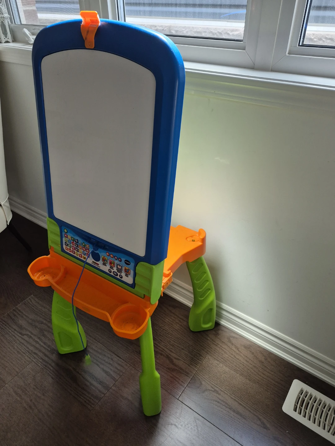 VTech Double Sided Easel