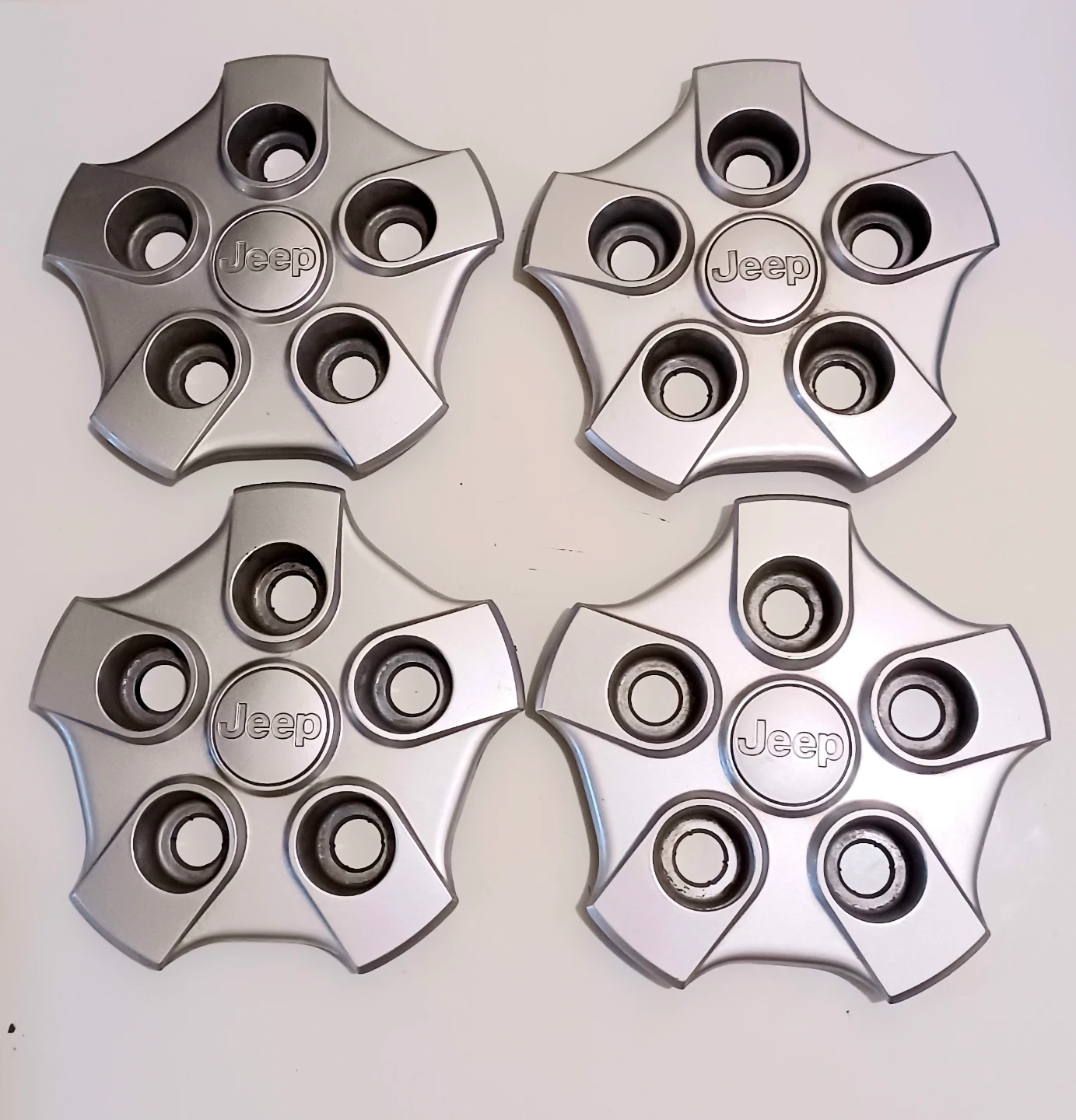 Jeep Wheel Center Caps Set