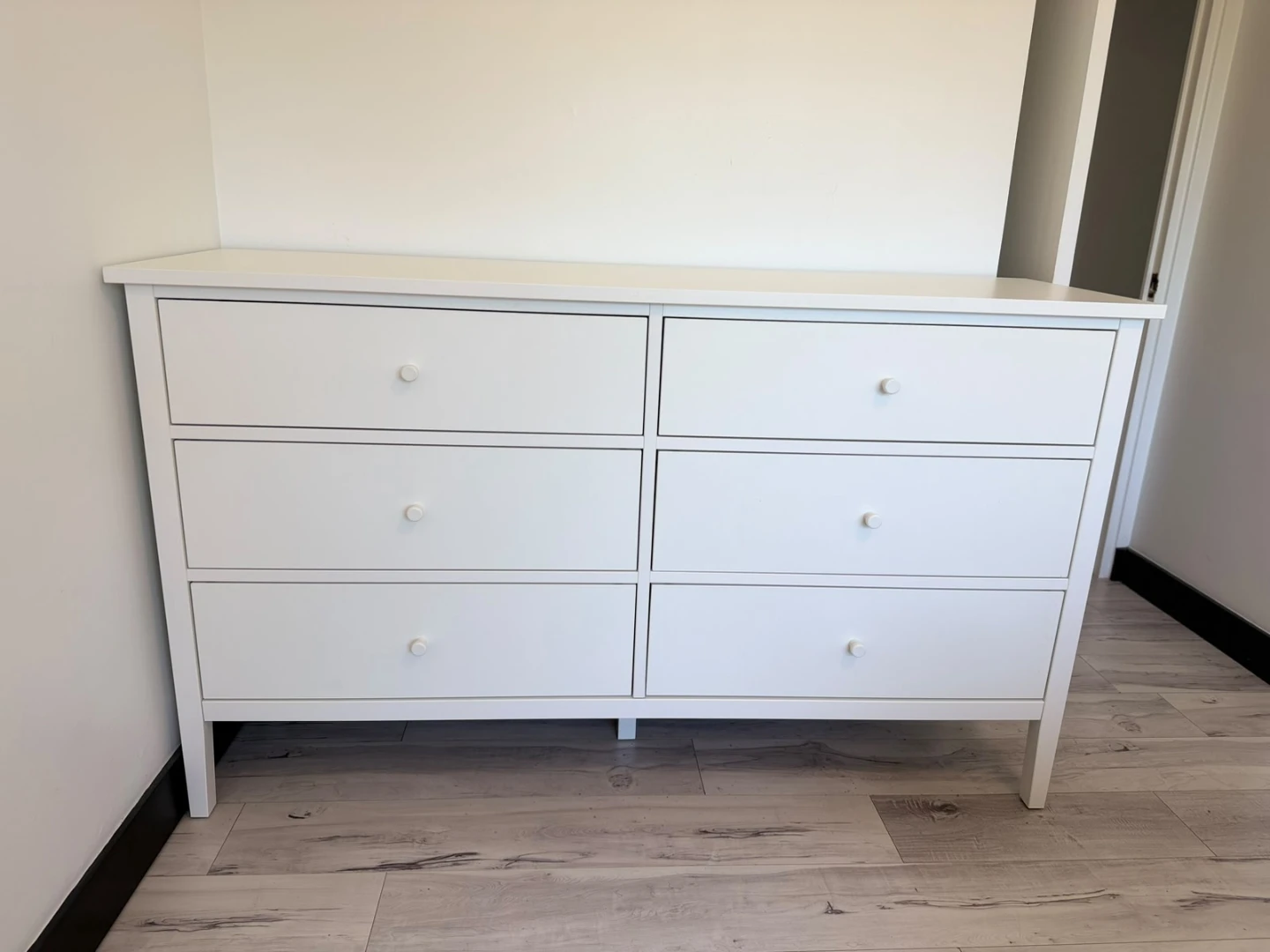 IKEA GULLABERG 6-Drawer DRESSER White