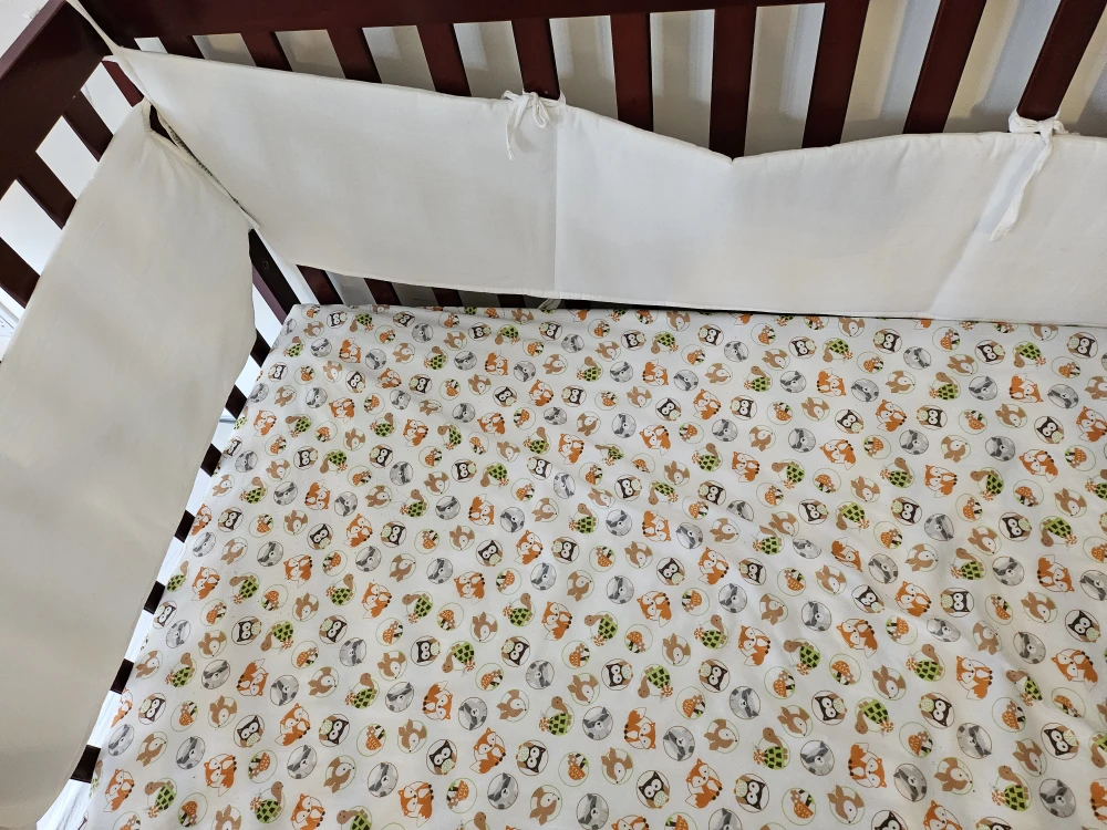 Baby Crib with Woodland Animal Sheet and Bumper Pads - photo 2