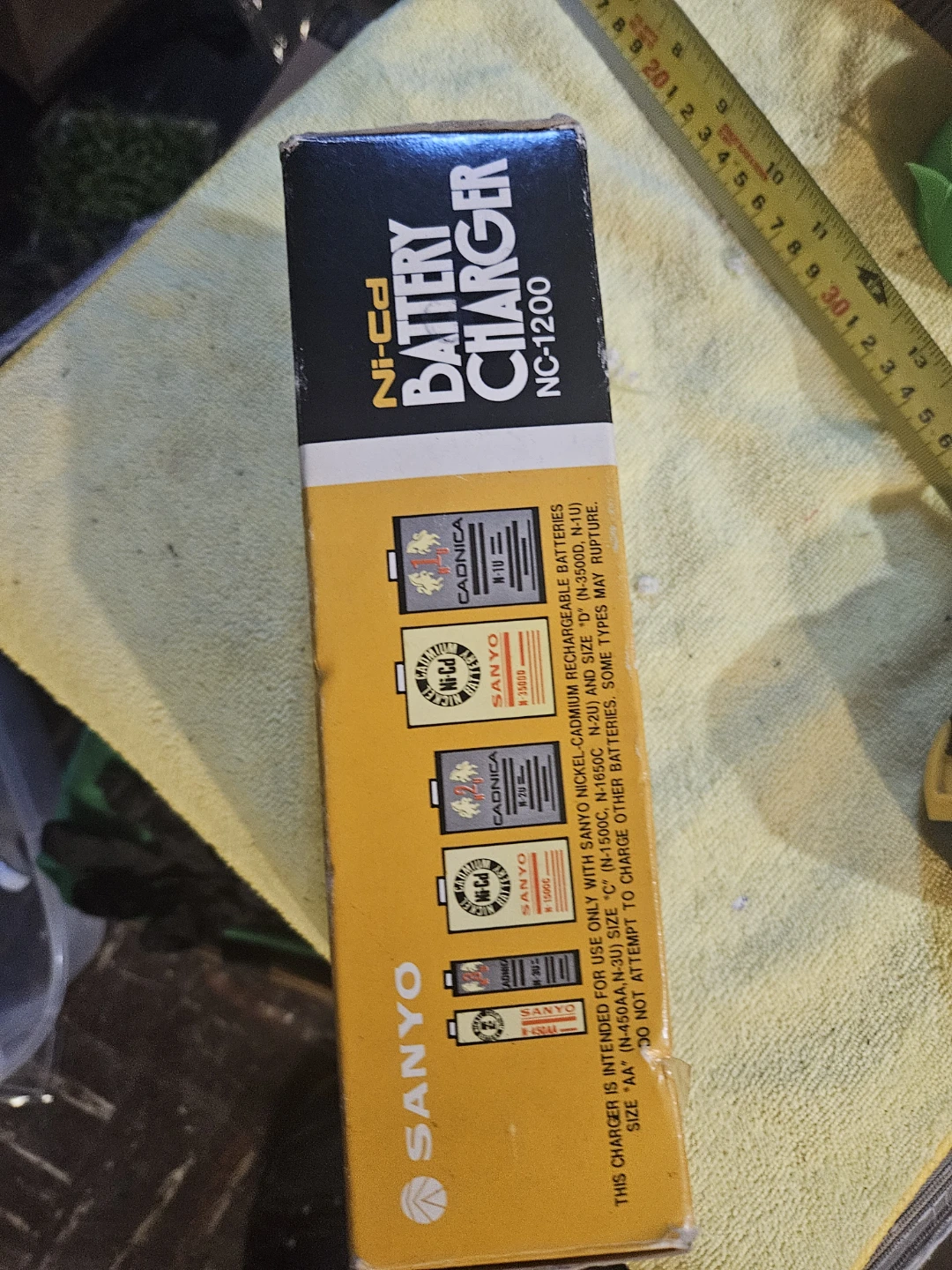 Sanyo Ni-Cd Battery Charger NC-1200 - photo 5