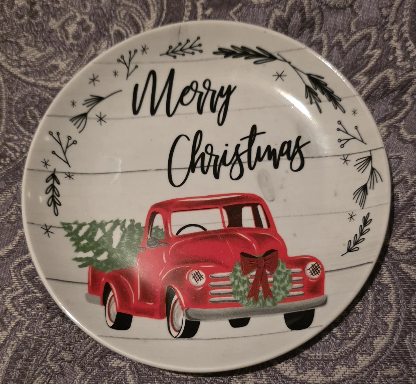 Christmas Themed Plate Set - photo 2