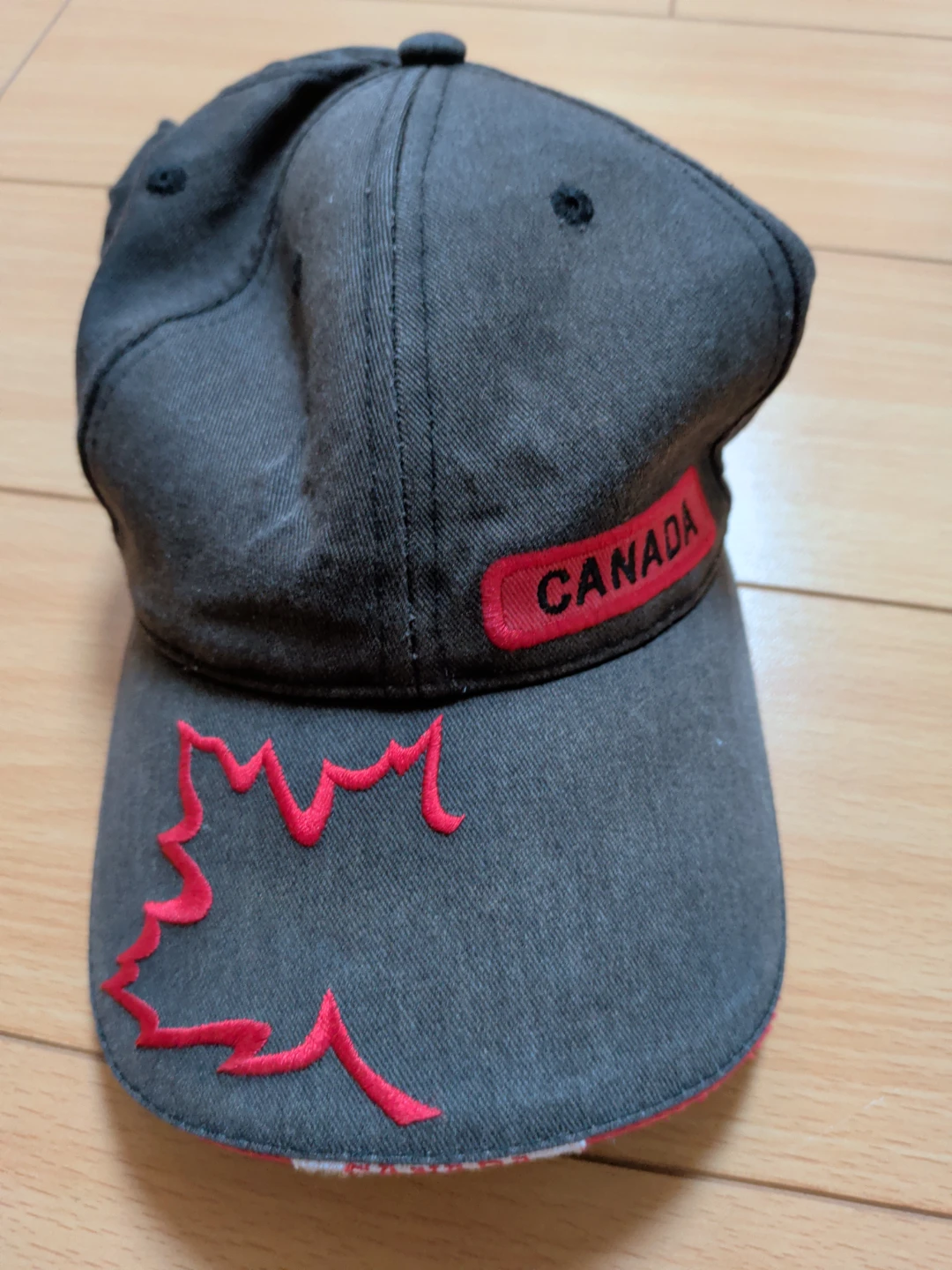 AJM International Canada Maple Leaf Baseball Cap