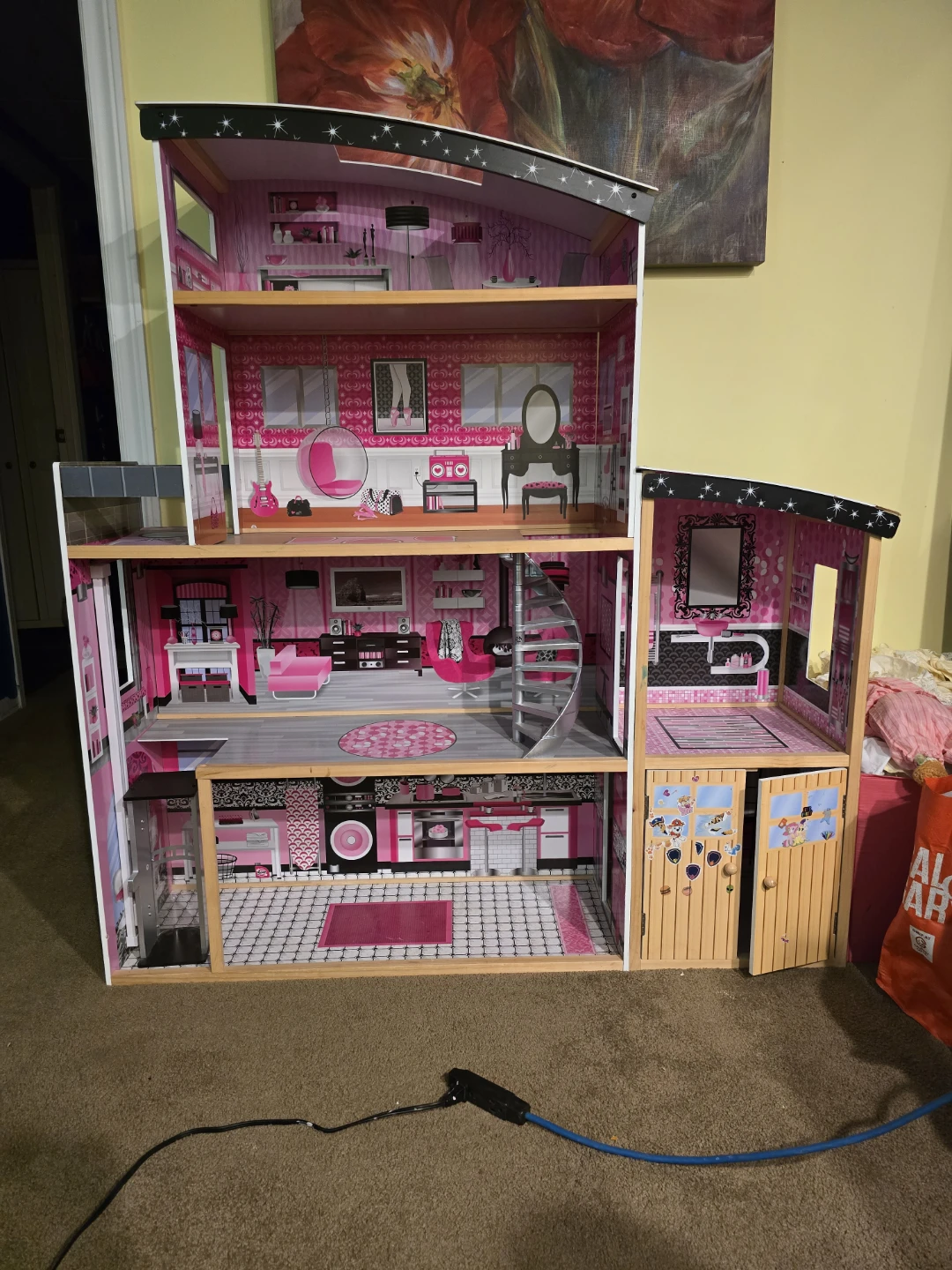 Dollhouse barbie size - photo 2