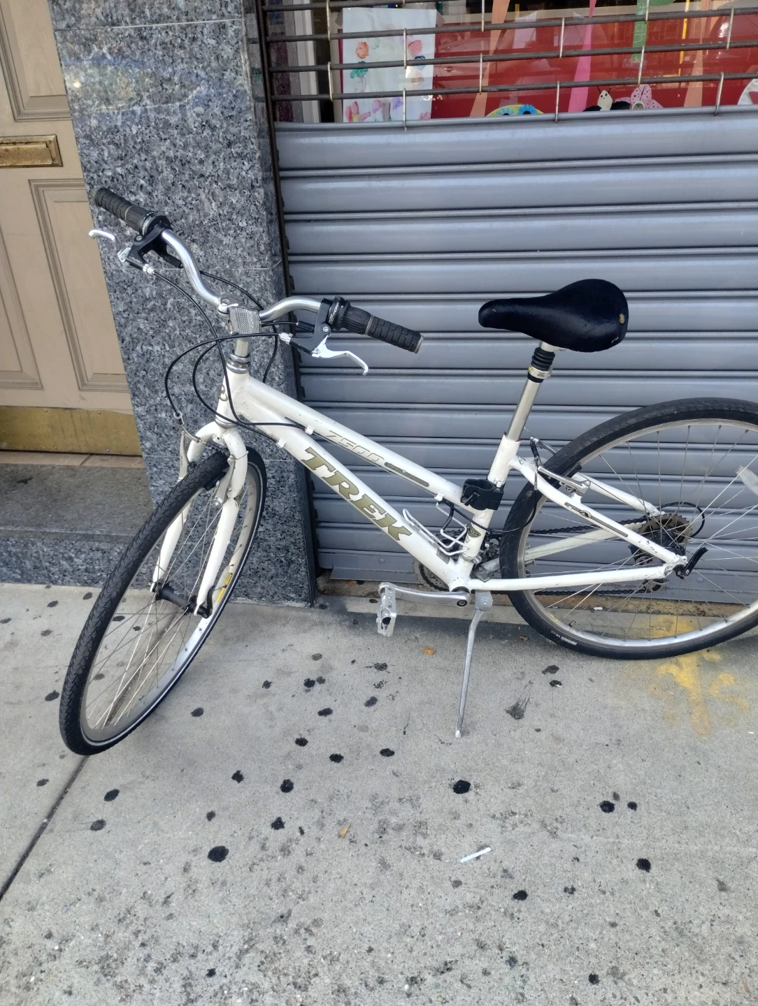 Trek Hybrid Bike