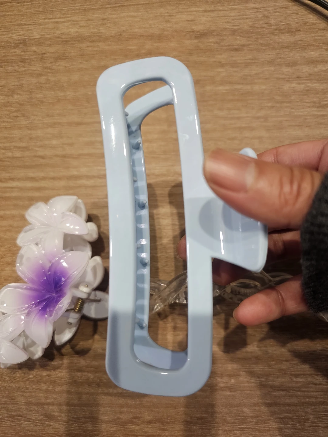 Set of 3 Claw Hair Clips - photo 3
