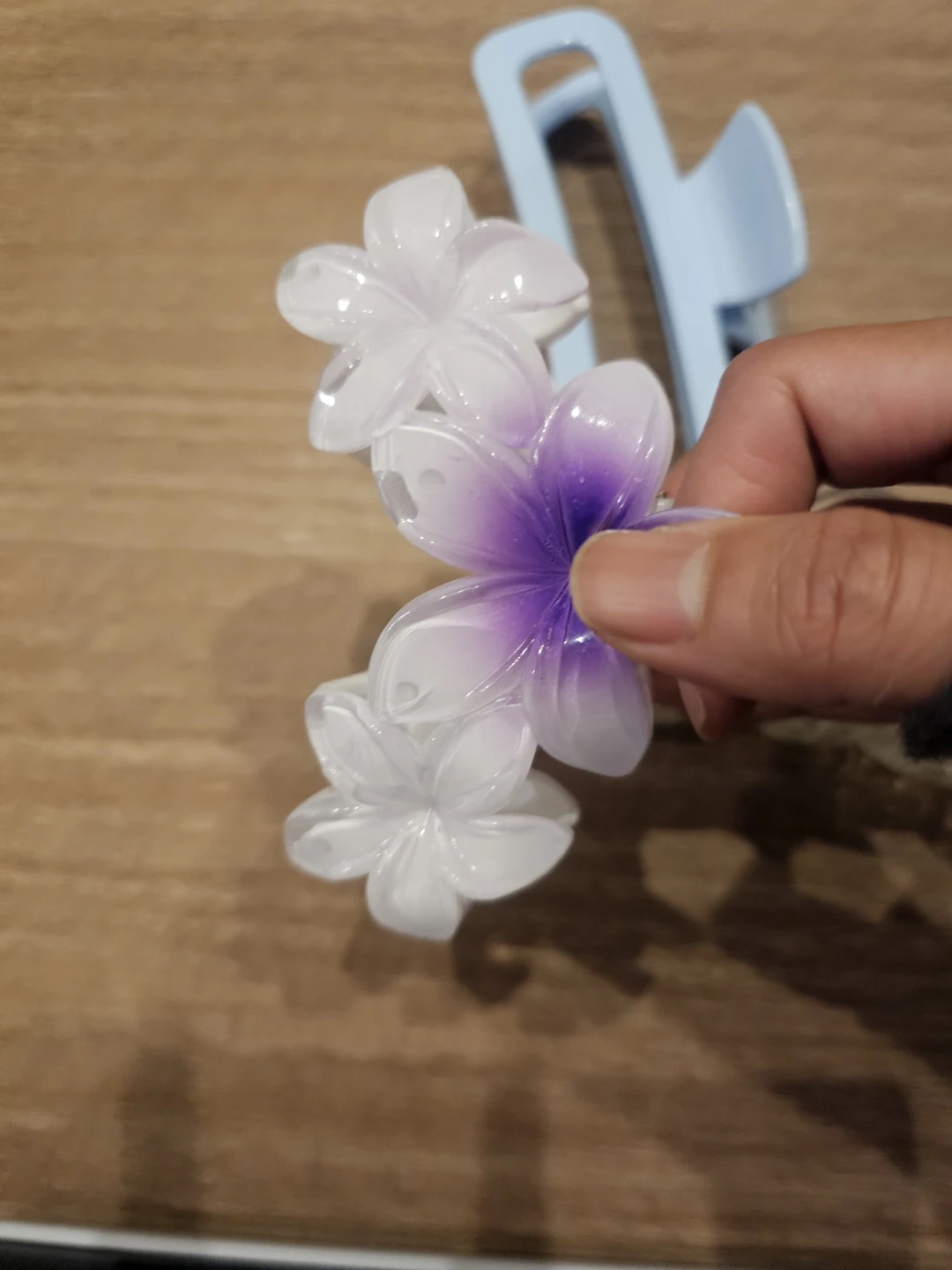 Set of 3 Claw Hair Clips - photo 4