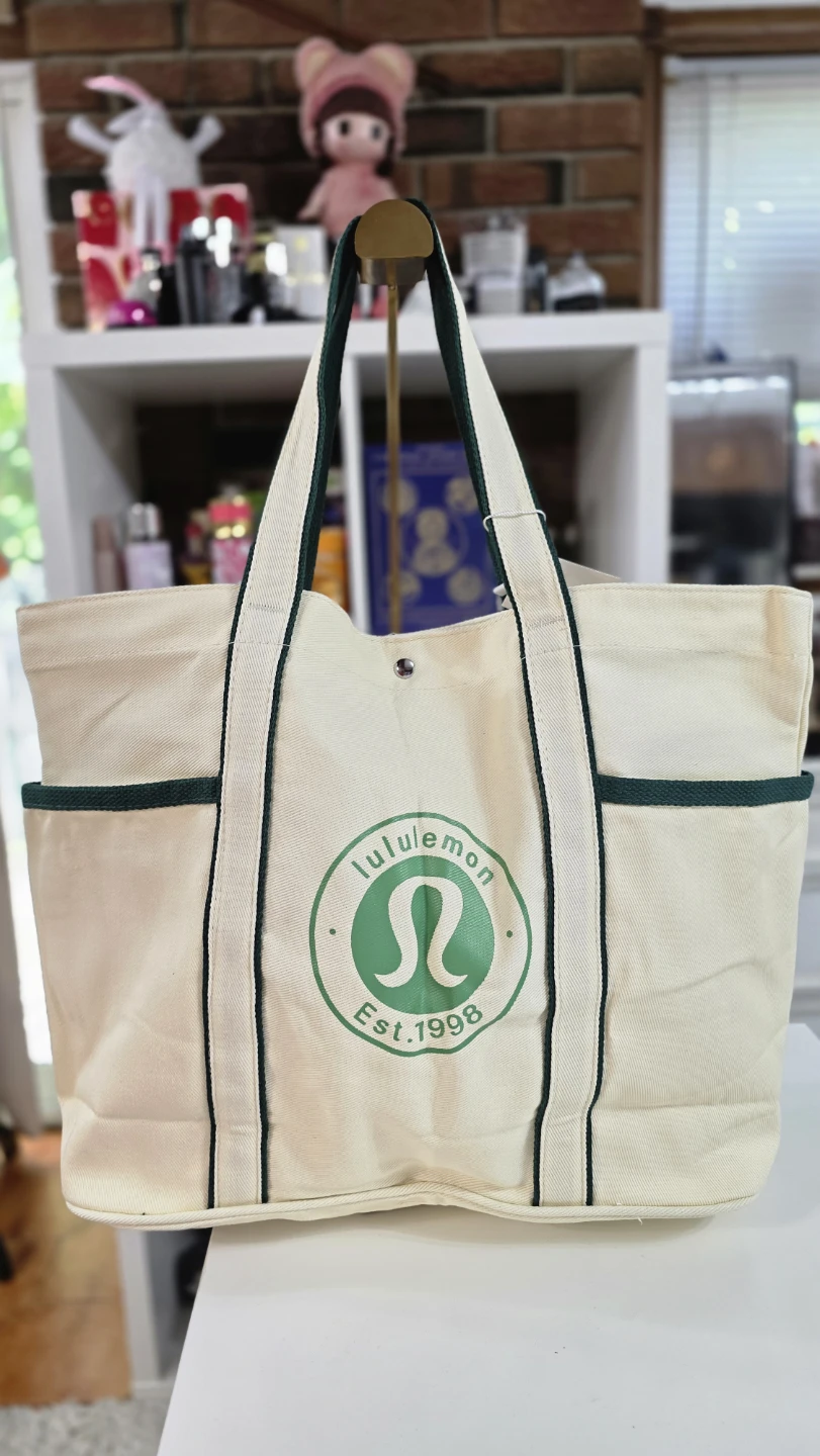 Lululemon  Tote Bag