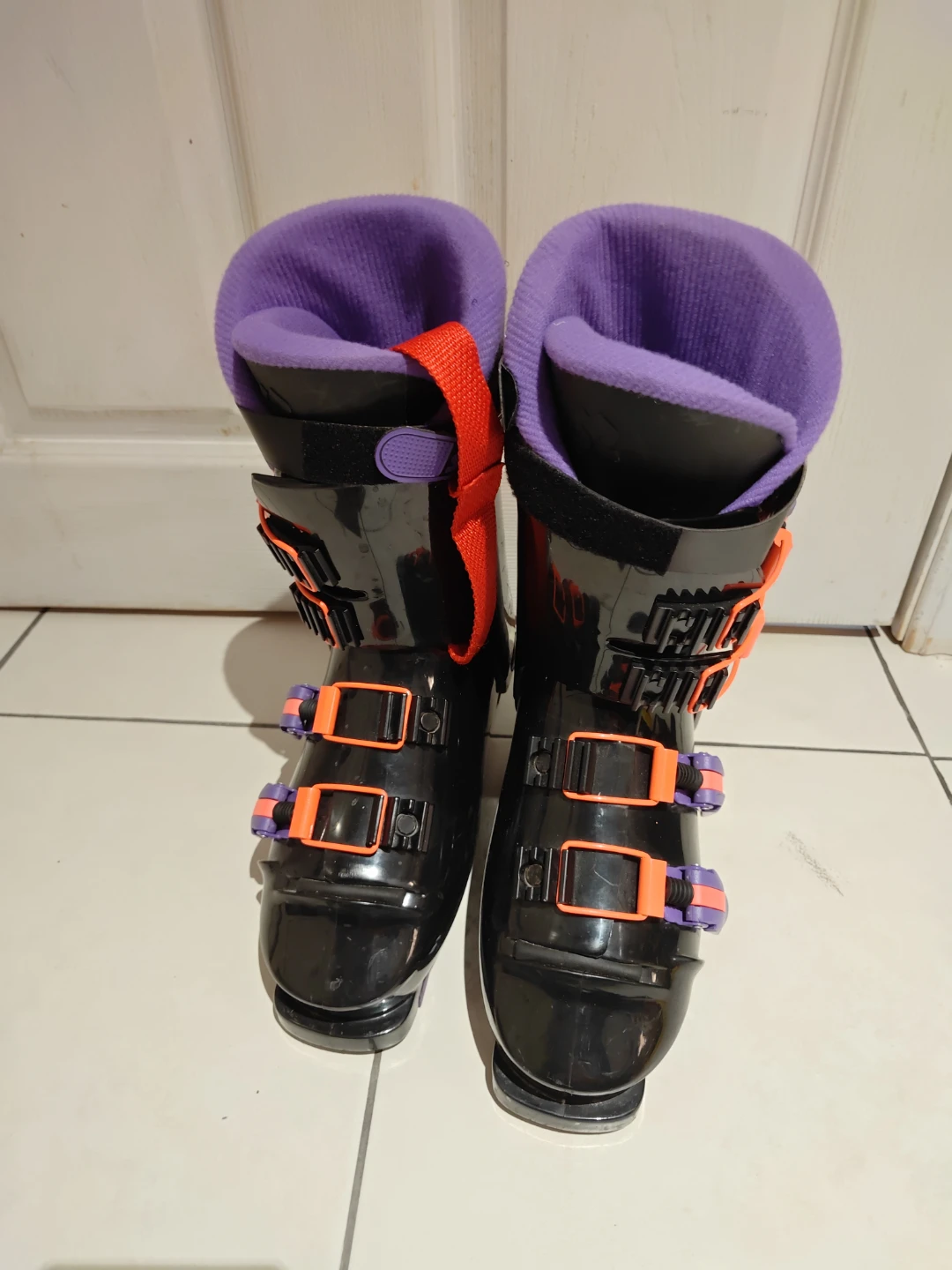 SanMarco CX 777 Ski Boots - Men's 8.5 / Women's 10 (Mondo 26.5)