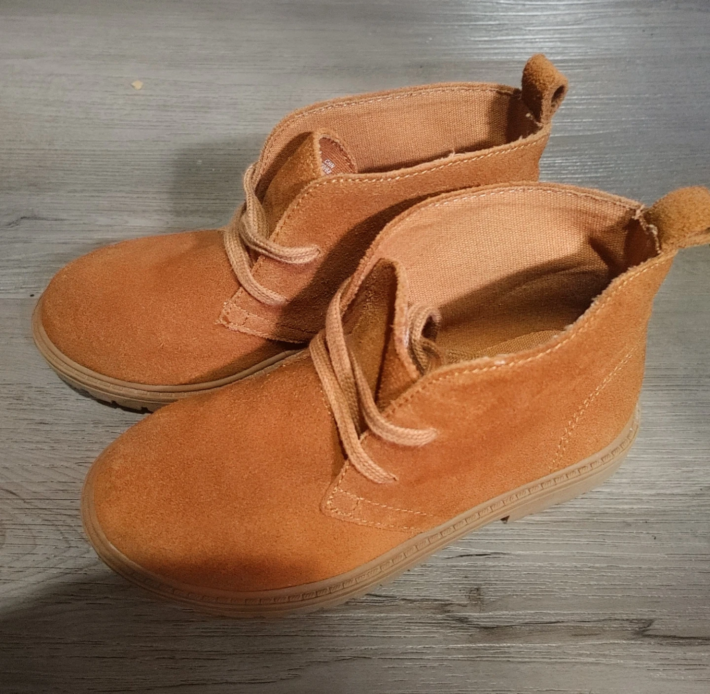 GAP Kids Chukka Boots - Tan Suede - Size 11 - photo 3