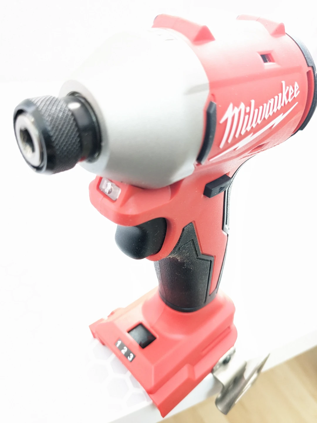 M18 Milwaukee ULTRA COMPACT 3speed Impact Drill Driver - photo 3