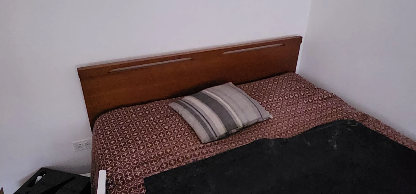 Vintage Wooden Full Size Bedroom Set - photo 2