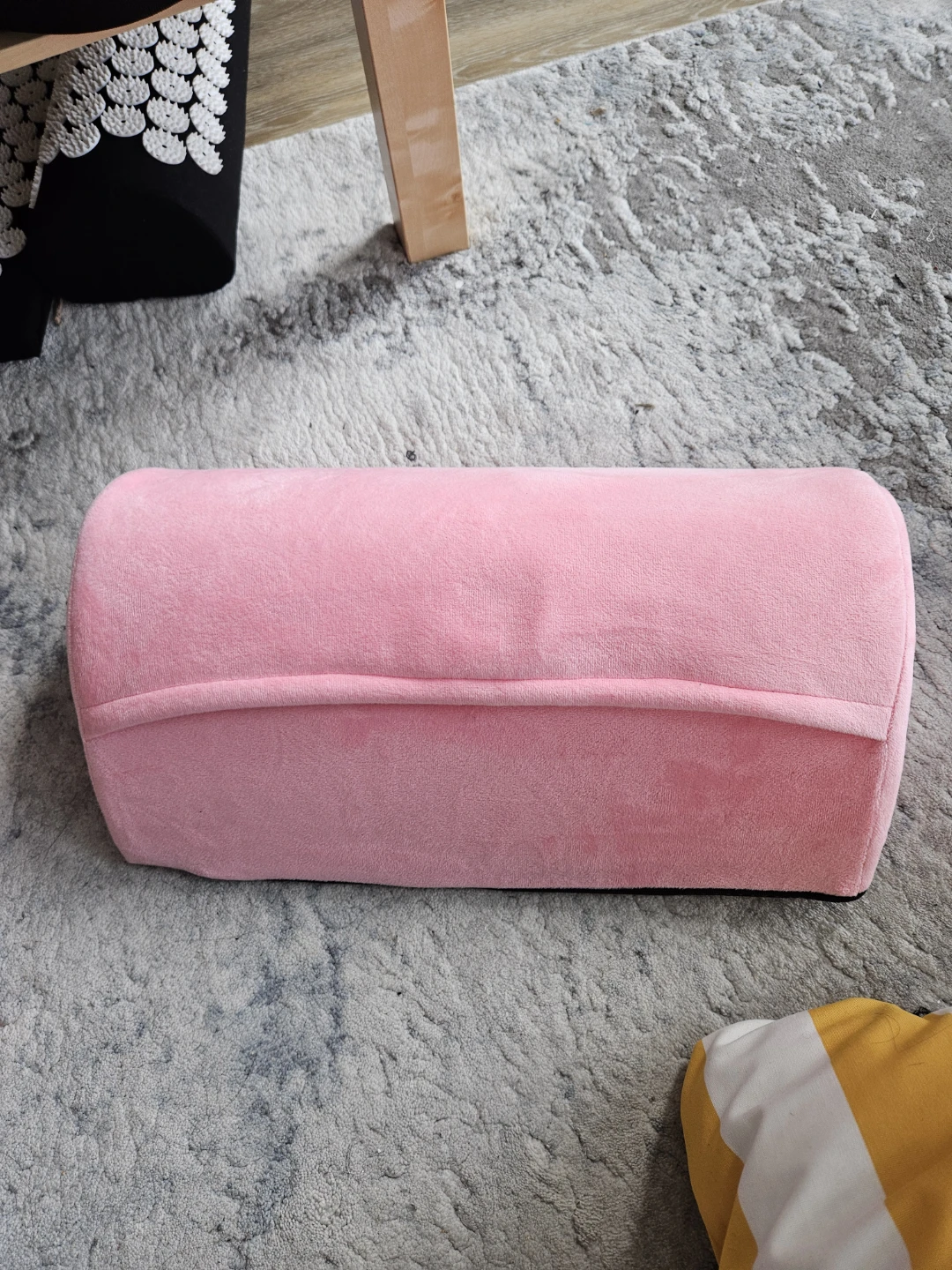 TALSTILA Pink Footrest Cushion