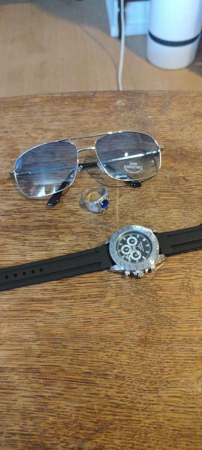 Modaiya Quartz Chronograph Watch with Sunglasses and Ring - photo 3