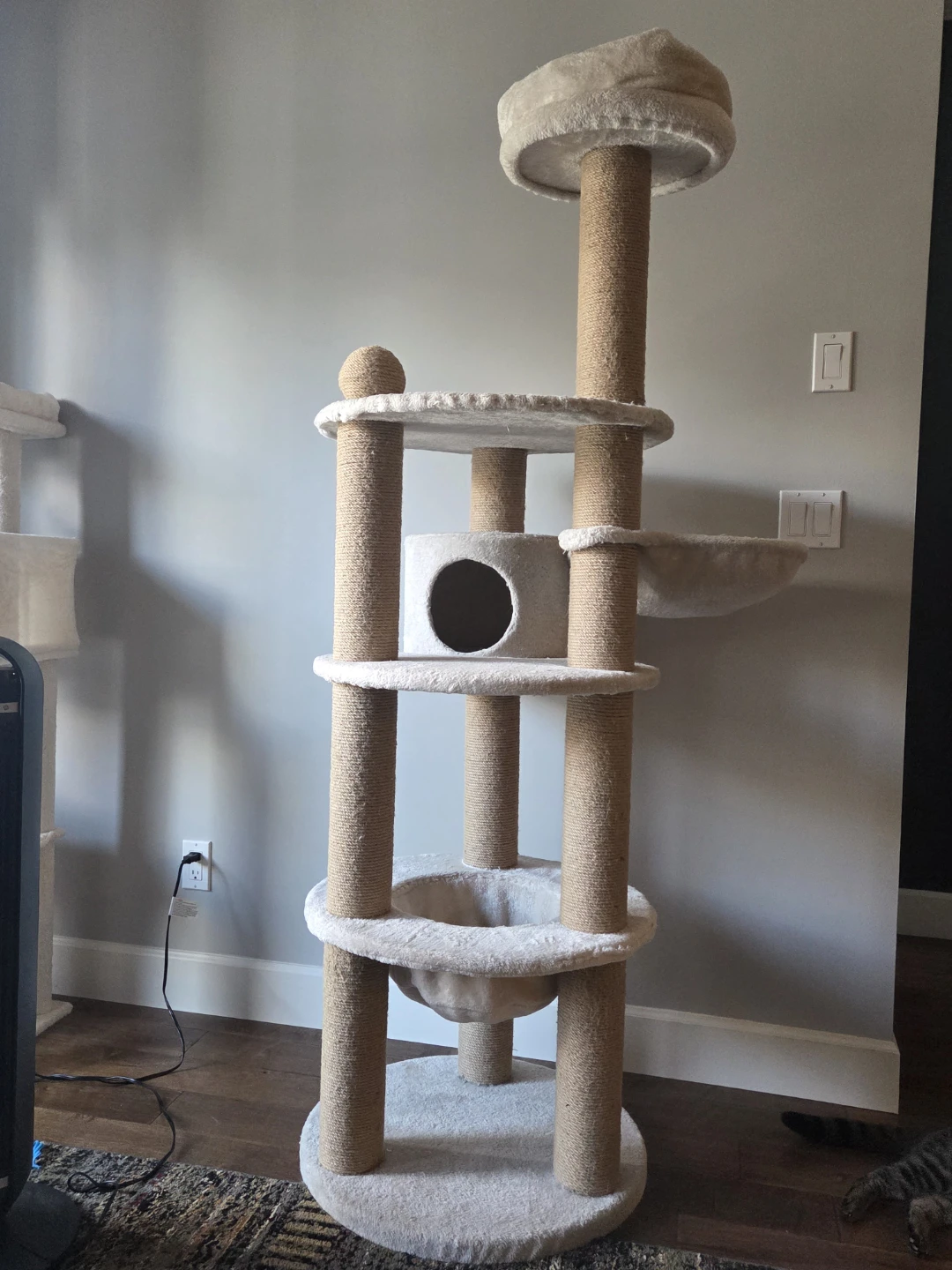 Multi-Level Cat Tree with Scratching Posts