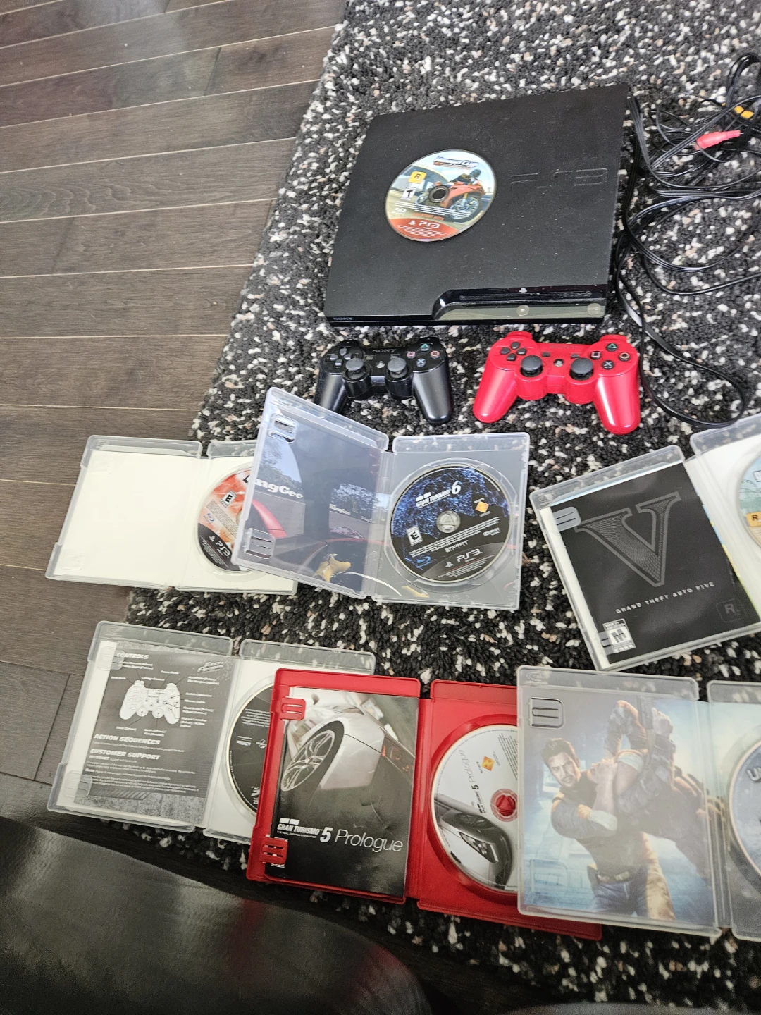 PlayStation 3 Console Bundle with 11 Games & 2 Controllers - photo 4