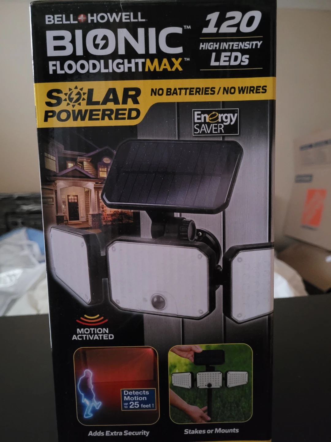 Bell+Howell Bionic FloodlightMax Motion Activated Solar LED - photo 2